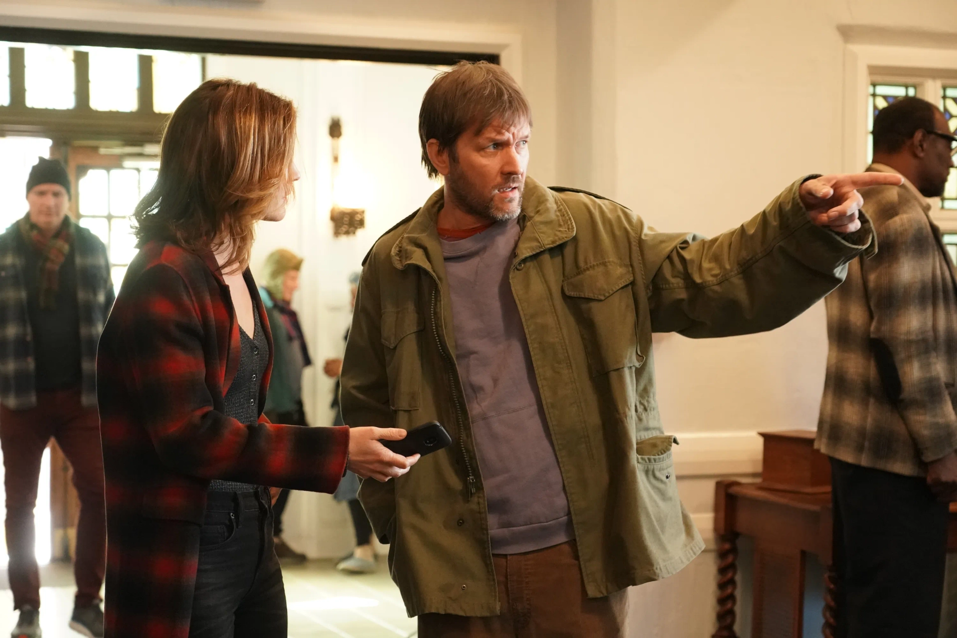 Erik Aude, Cobie Smulders, and Erik Kins in Stumptown (2019)
