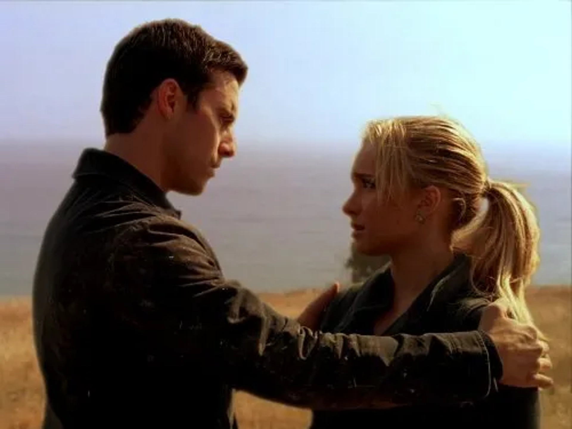 Hayden Panettiere and Milo Ventimiglia in Heroes (2006)