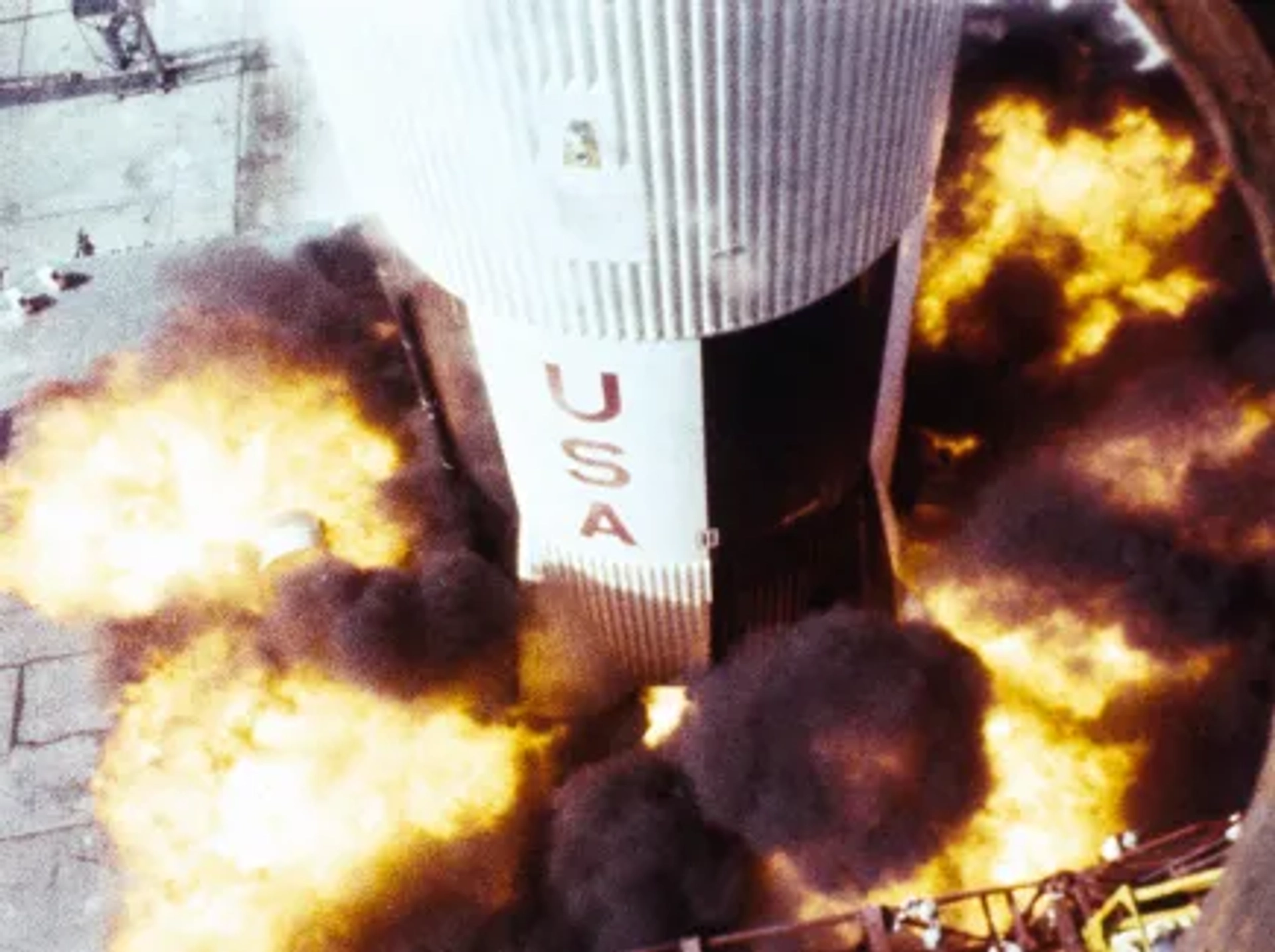 In the Shadow of the Moon (2007)