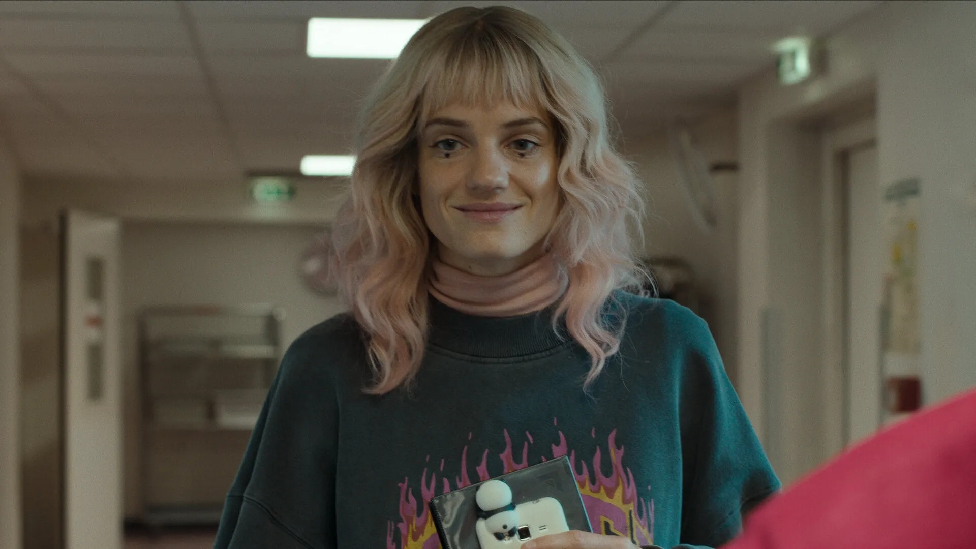 Noémie Schmidt in Anthracite (2024)