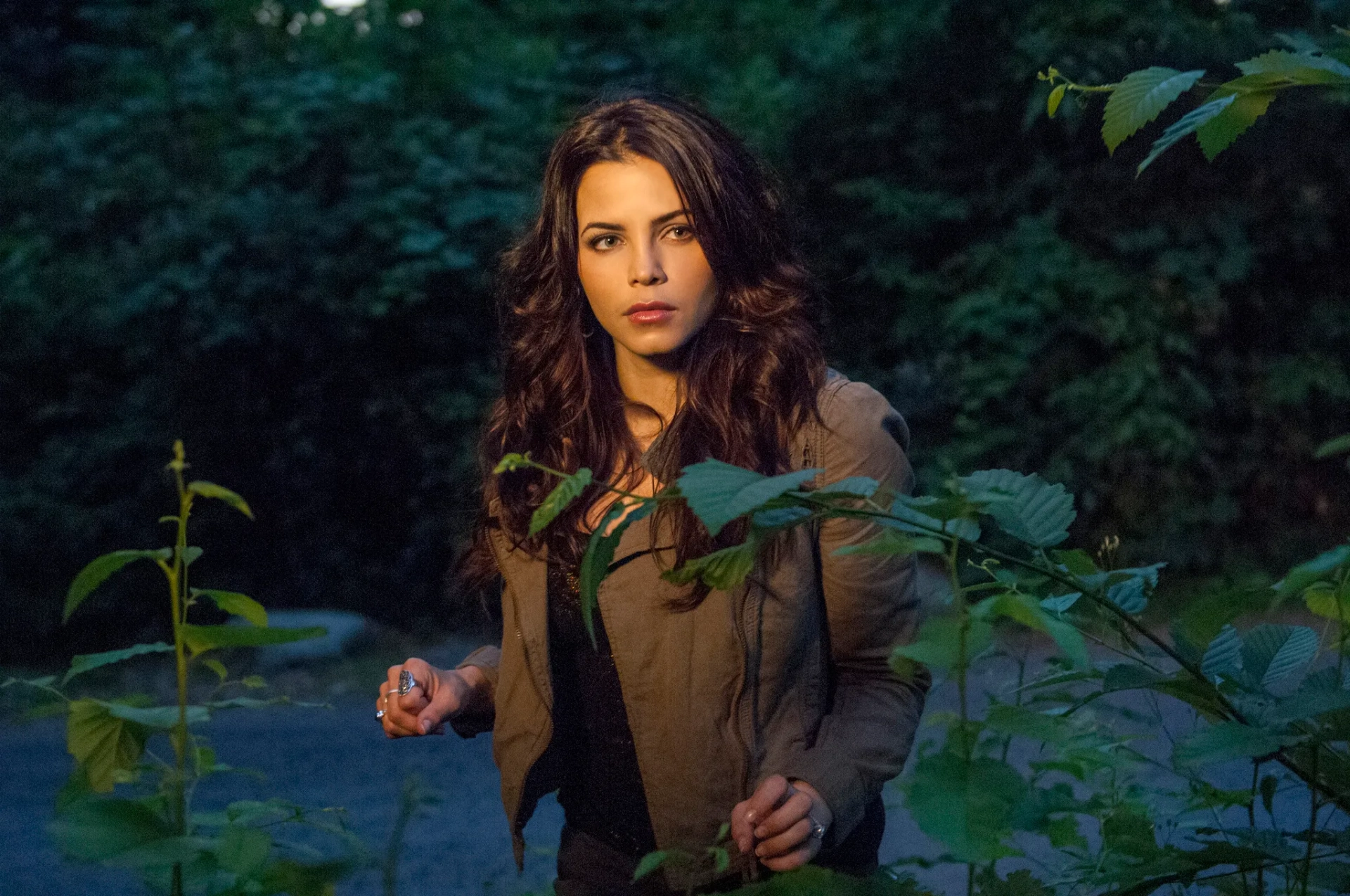 Jenna Dewan in Witches of East End (2013)