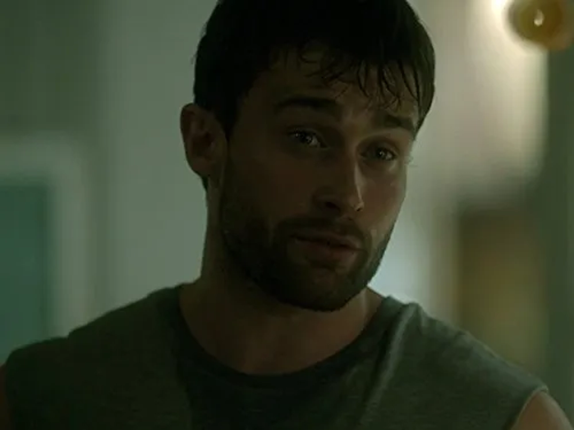Christian Cooke in Witches of East End (2013)