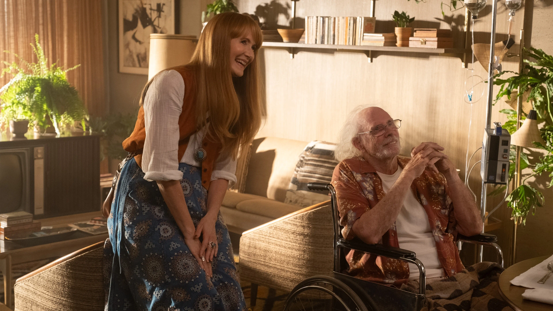 Laura Dern and Bruce Dern in Maxine Rolls the Dice (2024)