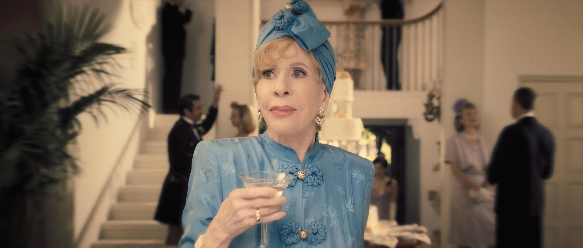 Carol Burnett in Maxine Rolls the Dice (2024)