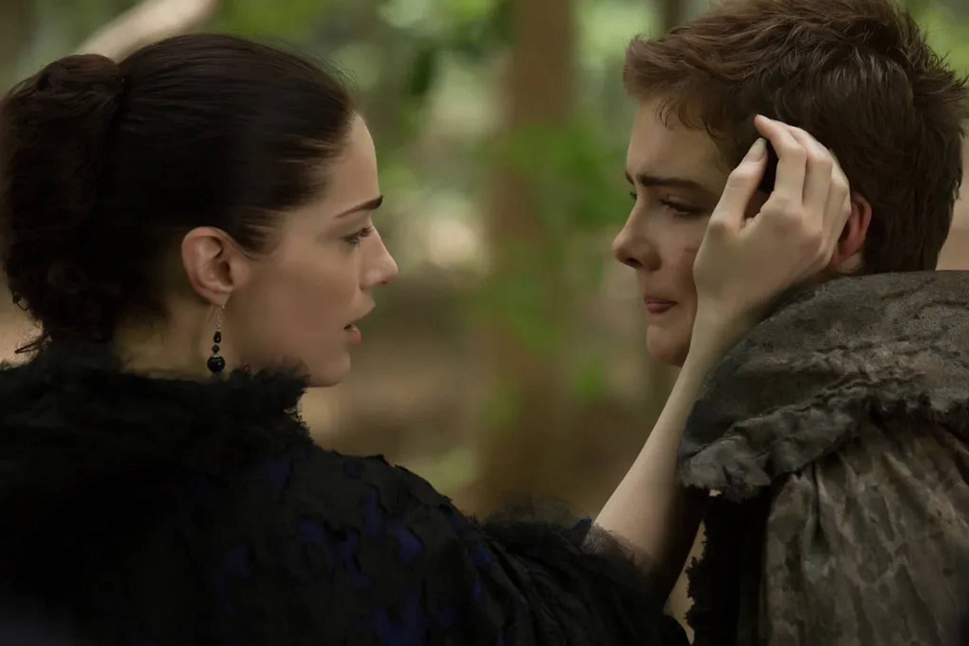 Elise Eberle and Janet Montgomery in Salem (2014)