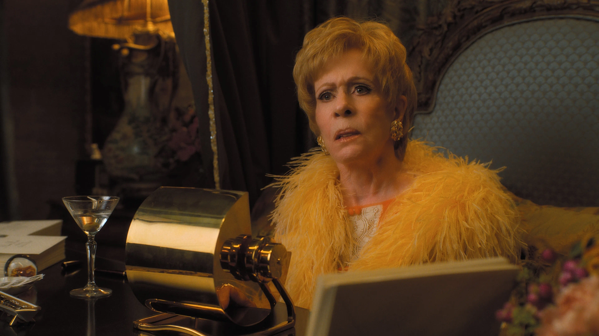 Carol Burnett in Maxine's Like a Dellacorte (2024)