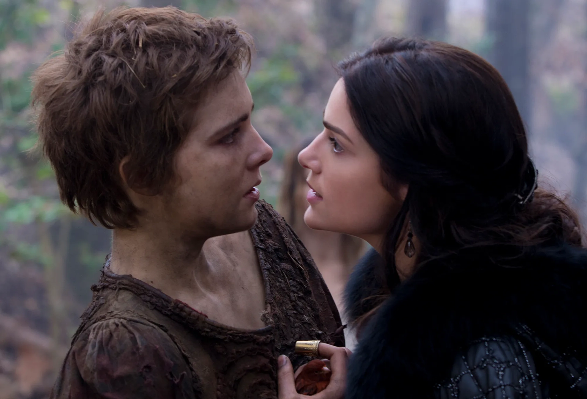 Elise Eberle and Janet Montgomery in Salem (2014)