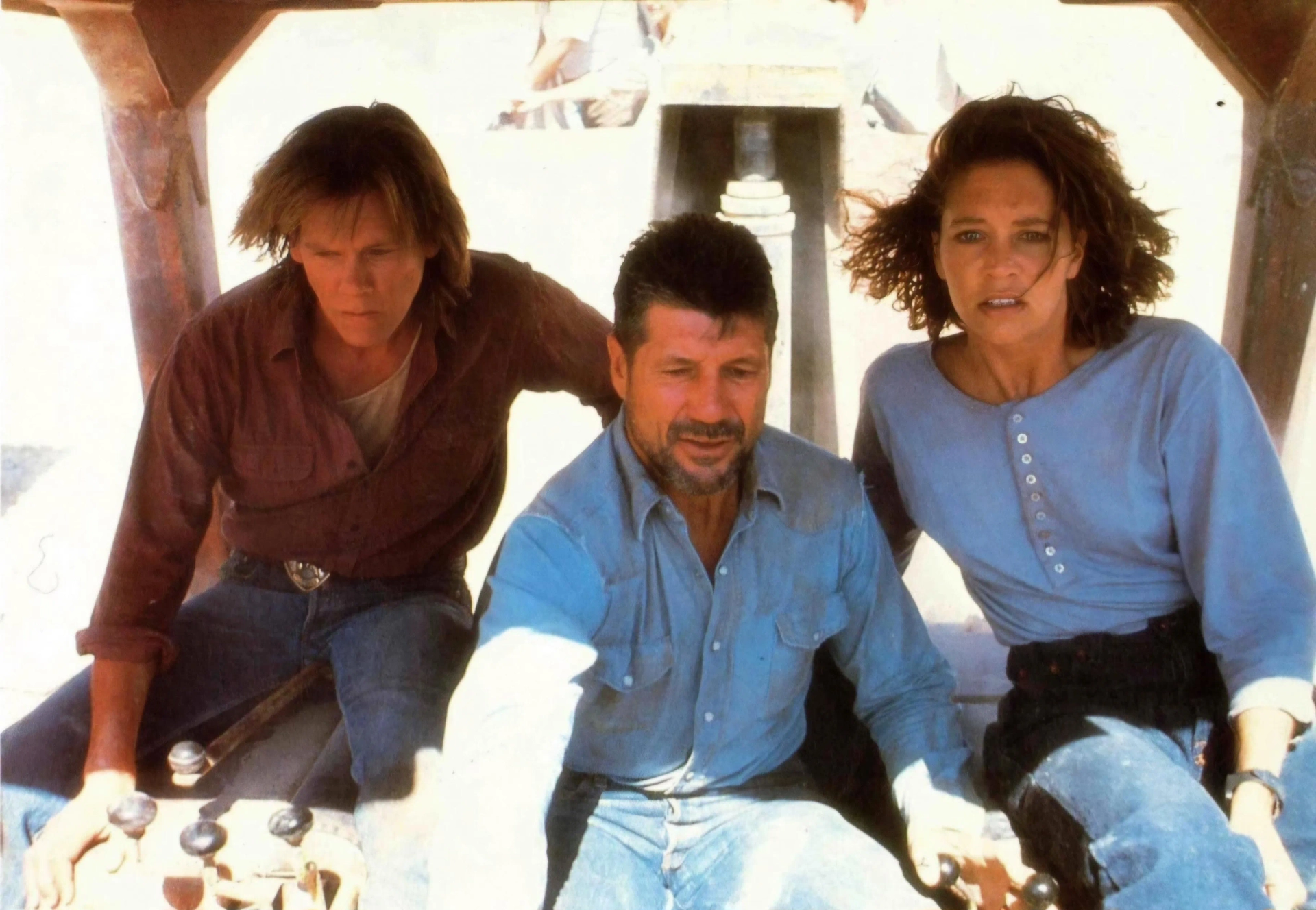 Kevin Bacon, Finn Carter, and Fred Ward in Tremors (1990)