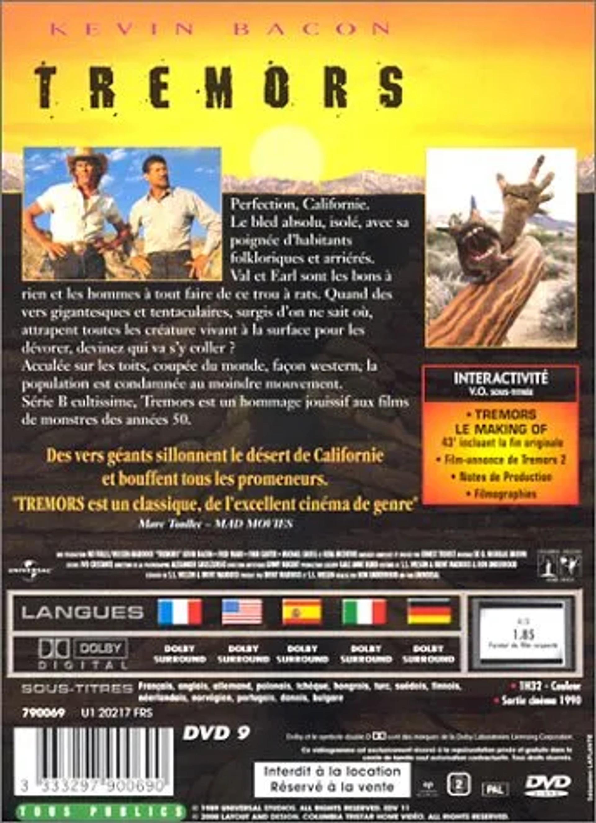 Kevin Bacon and Fred Ward in Tremors (1990)