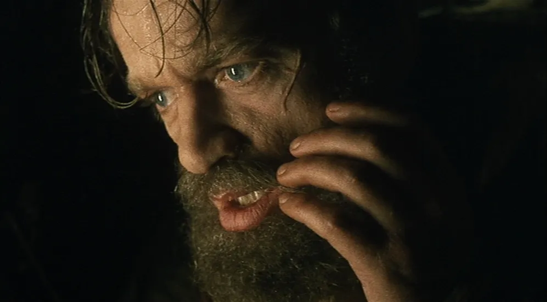 Dominique Pinon in The City of Lost Children (1995)