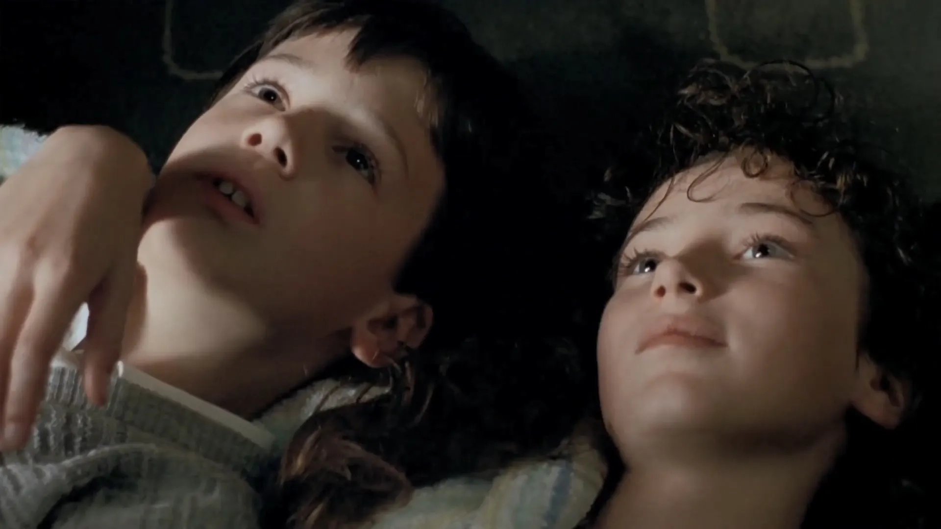 Sandrine Blancke and Thomas Godet in Toto the Hero (1991)