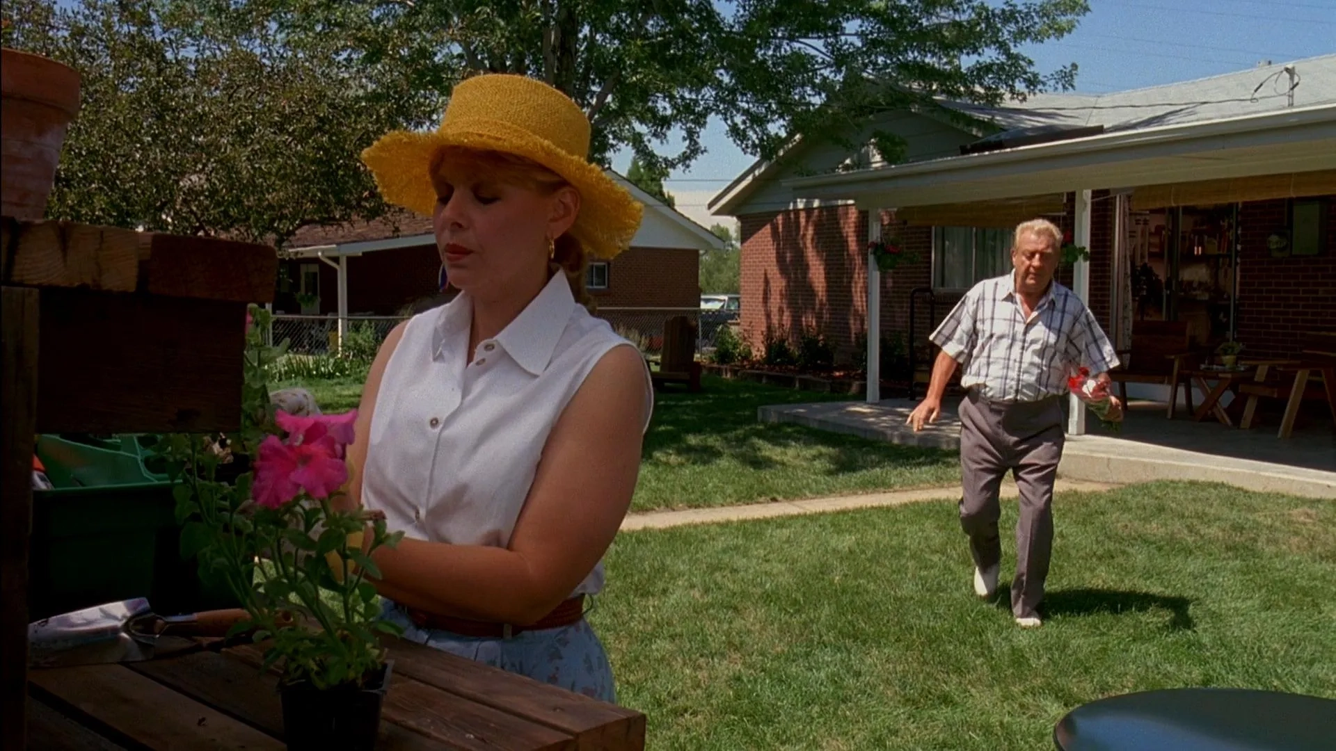 Rodney Dangerfield and Ilene Graff in Ladybugs (1992)
