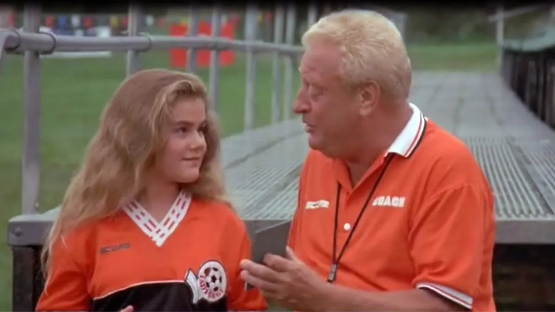 Rodney Dangerfield and Jandi Swanson in Ladybugs (1992)