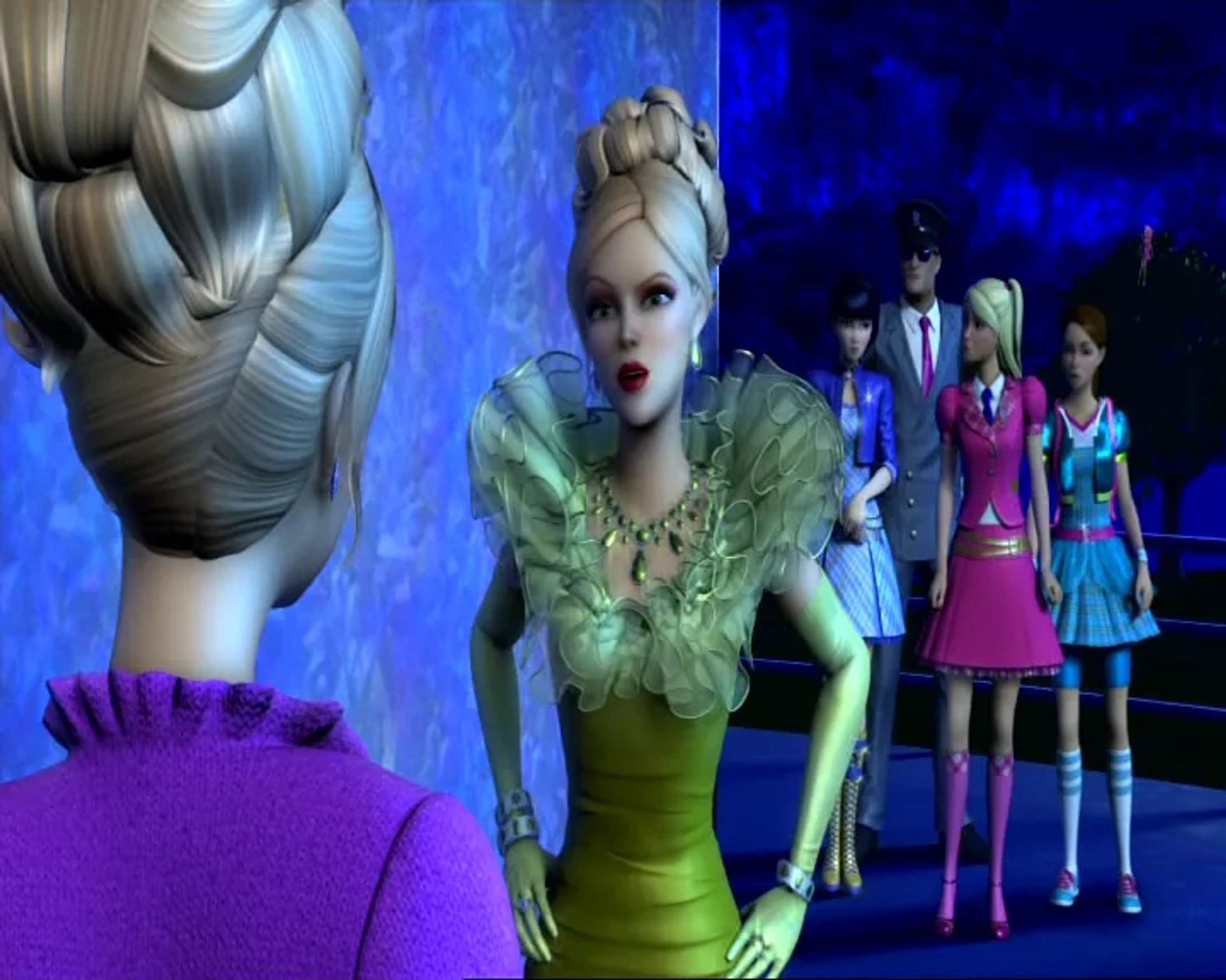 Barbie: Princess Charm School (2011)