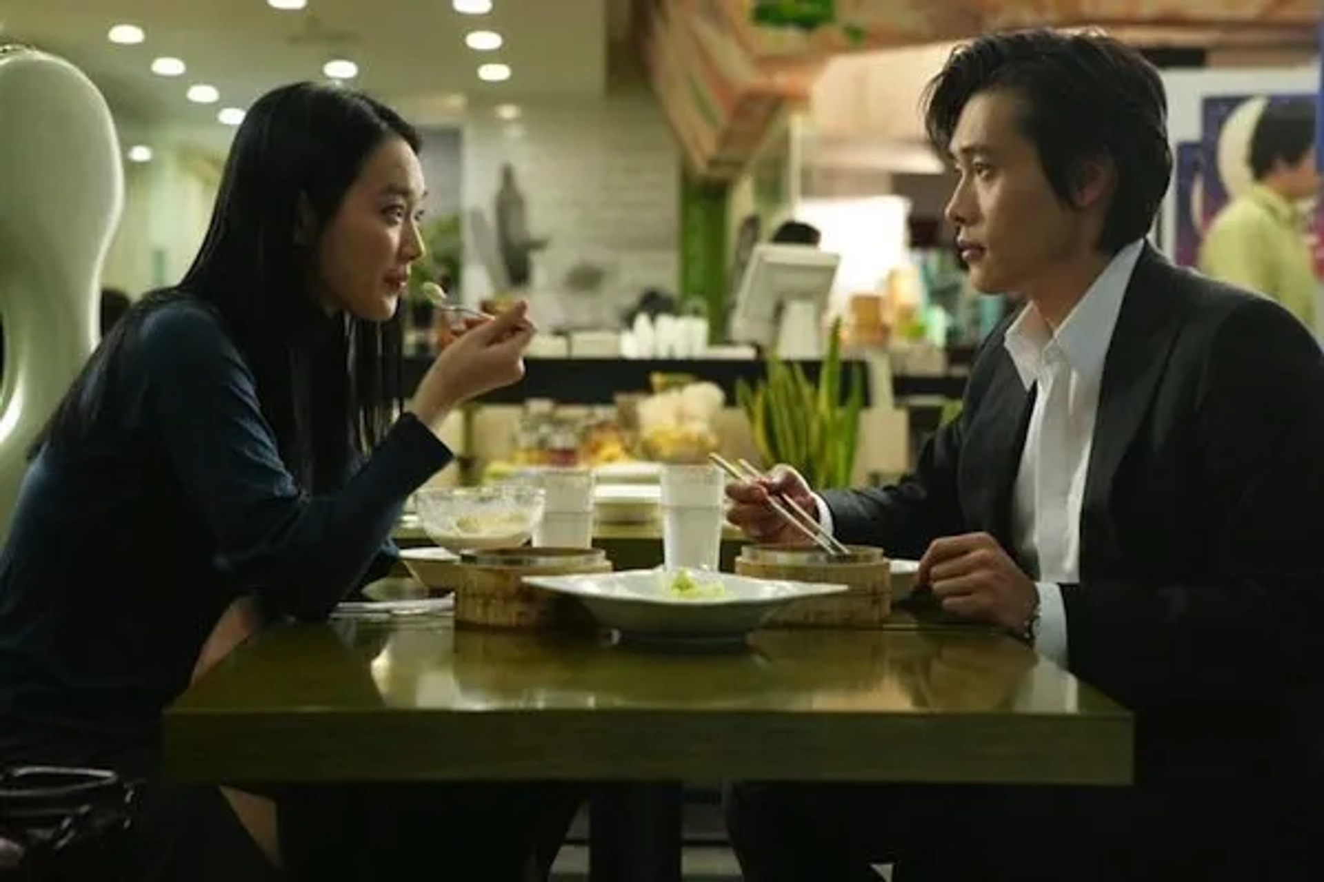 Lee Byung-hun and Shin Min-a in A Bittersweet Life (2005)