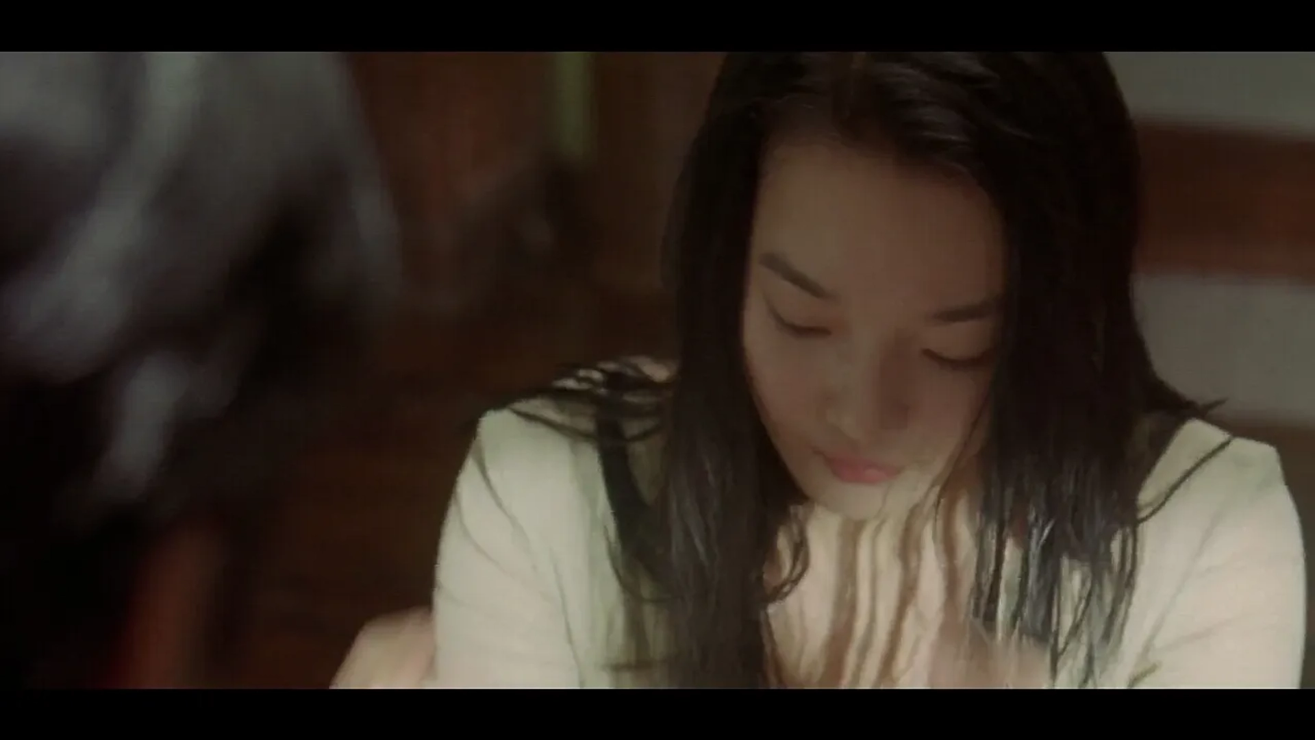 Shin Min-a in A Bittersweet Life (2005)