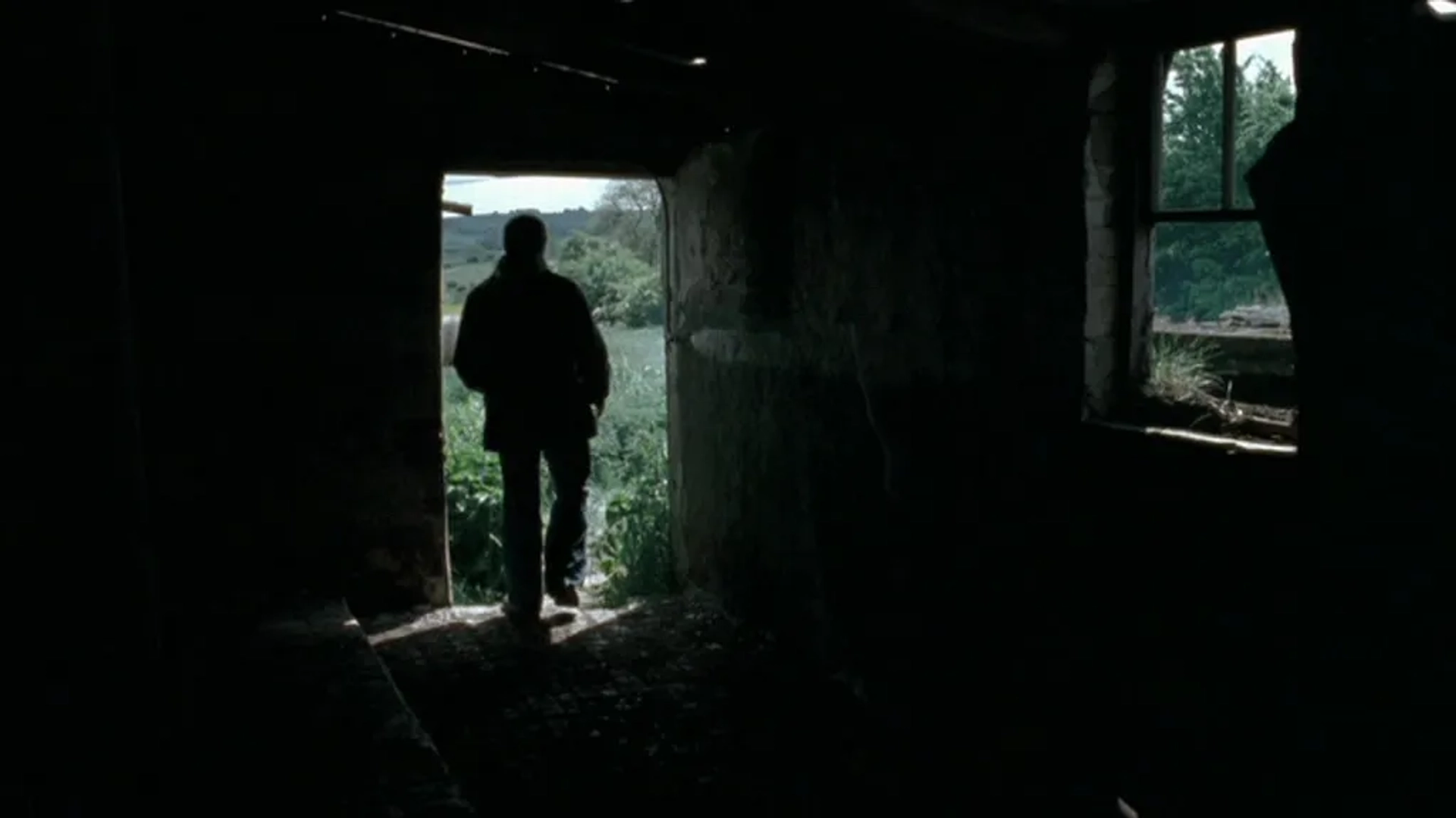 Dead Man's Shoes (2004)