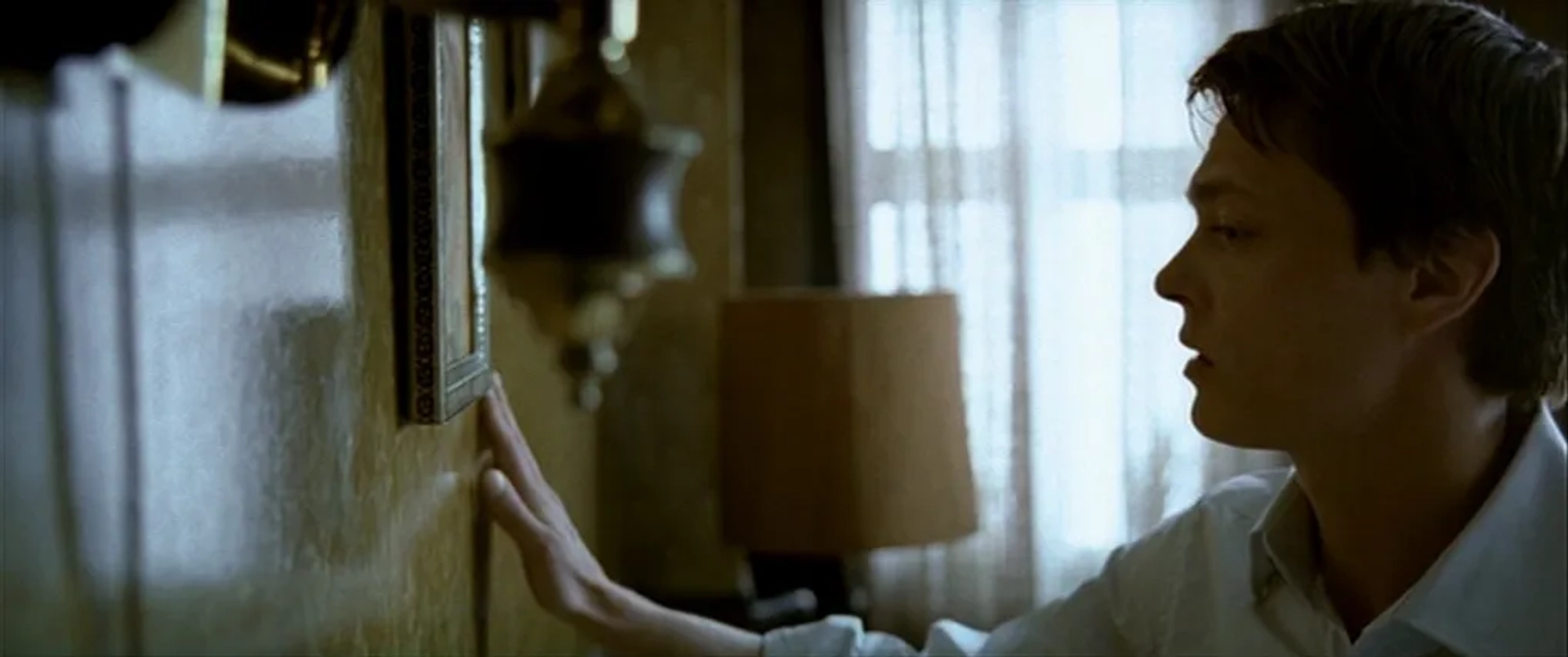 Kristoffer Joner in Next Door (2005)
