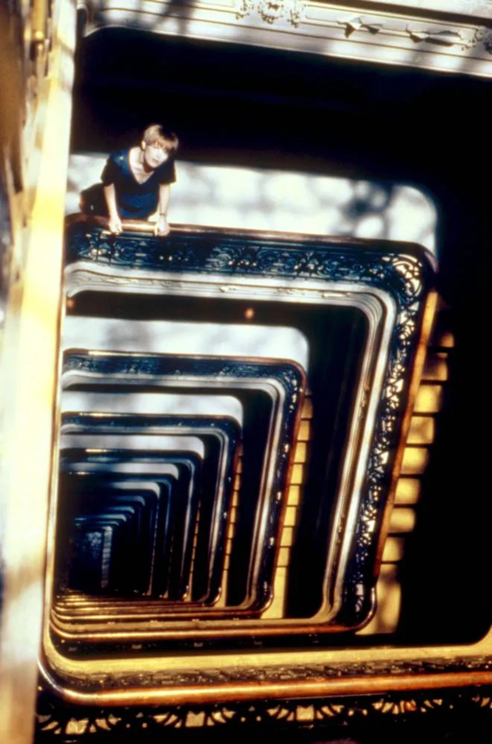 Bridget Fonda in Single White Female (1992)