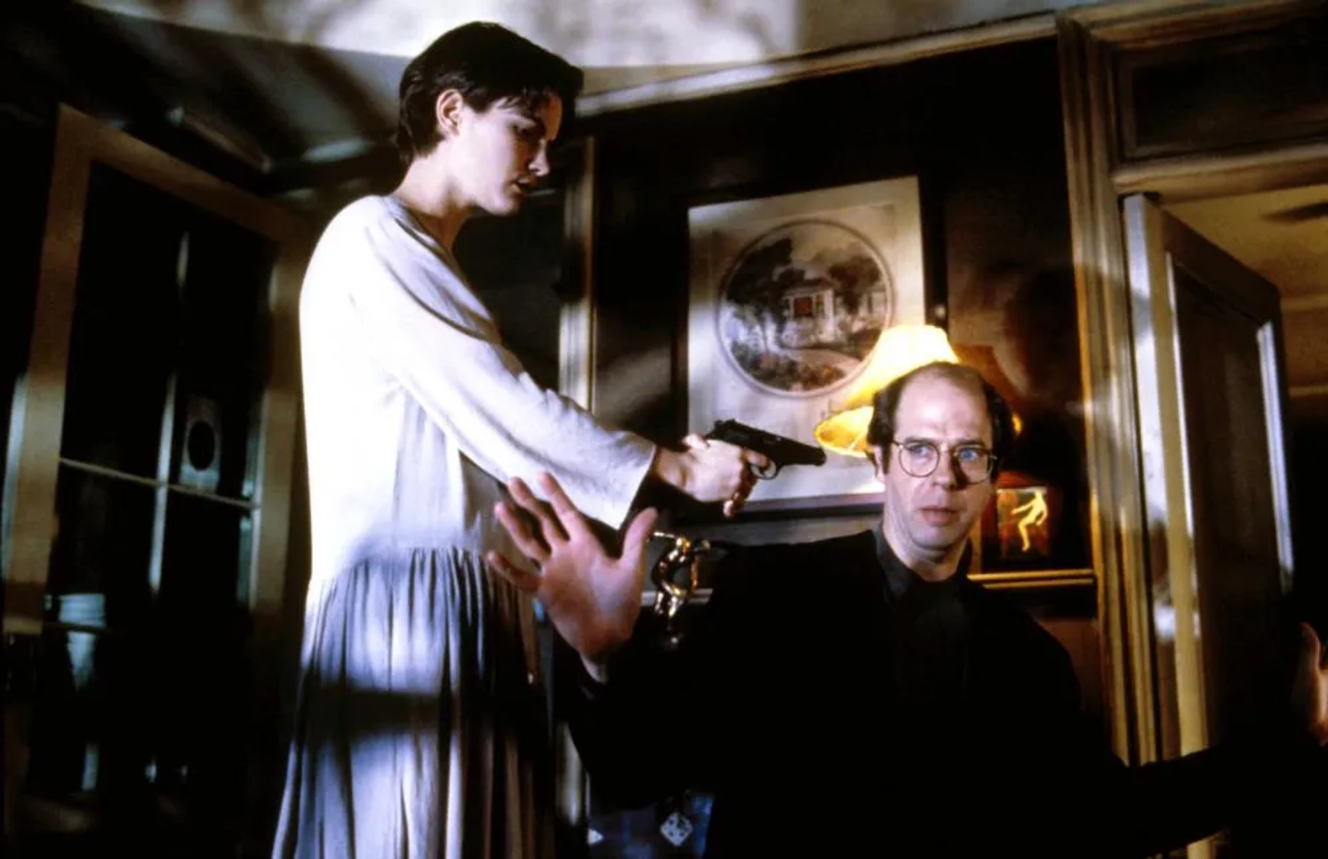 Jennifer Jason Leigh and Stephen Tobolowsky in Single White Female (1992)