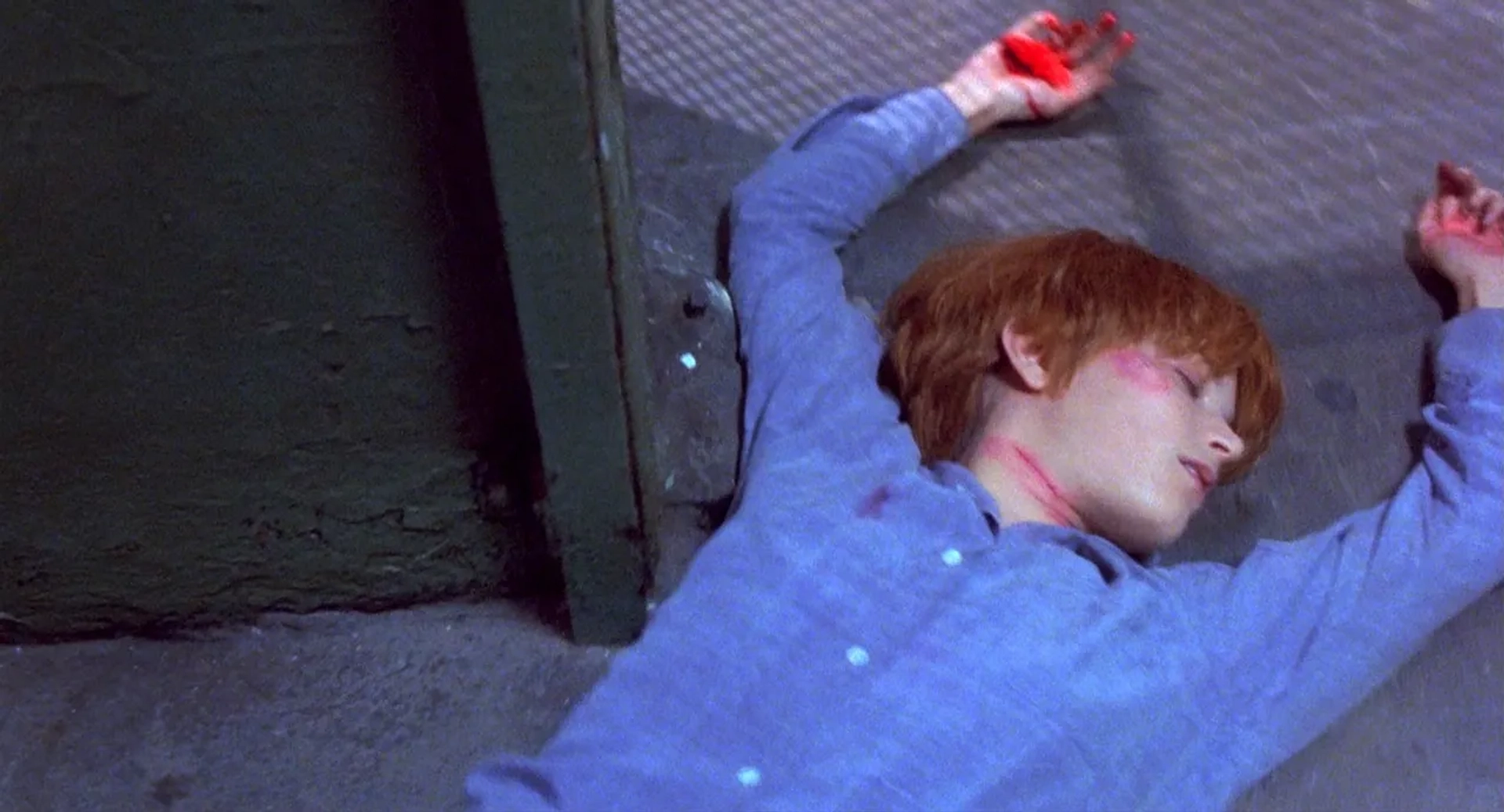 Bridget Fonda in Single White Female (1992)
