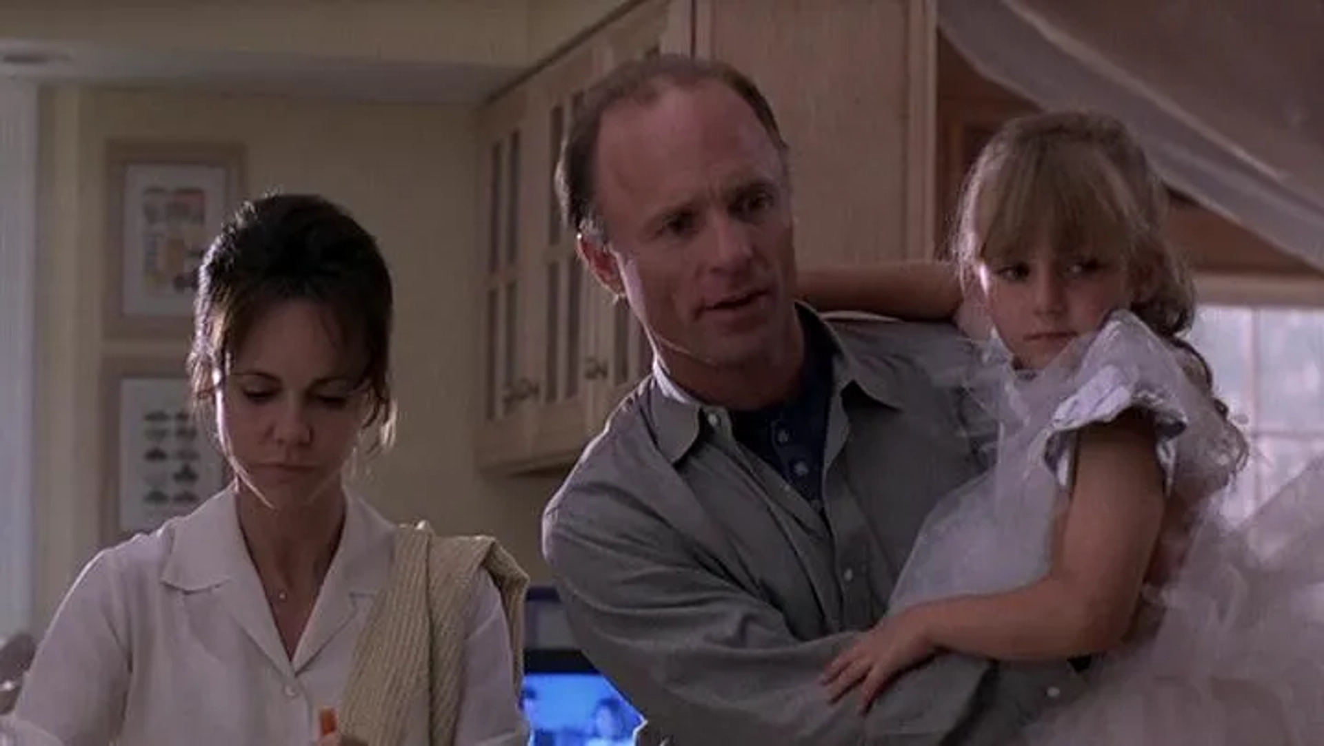 Sally Field, Ed Harris, and Alexandra Kyle in Eye for an Eye (1996)