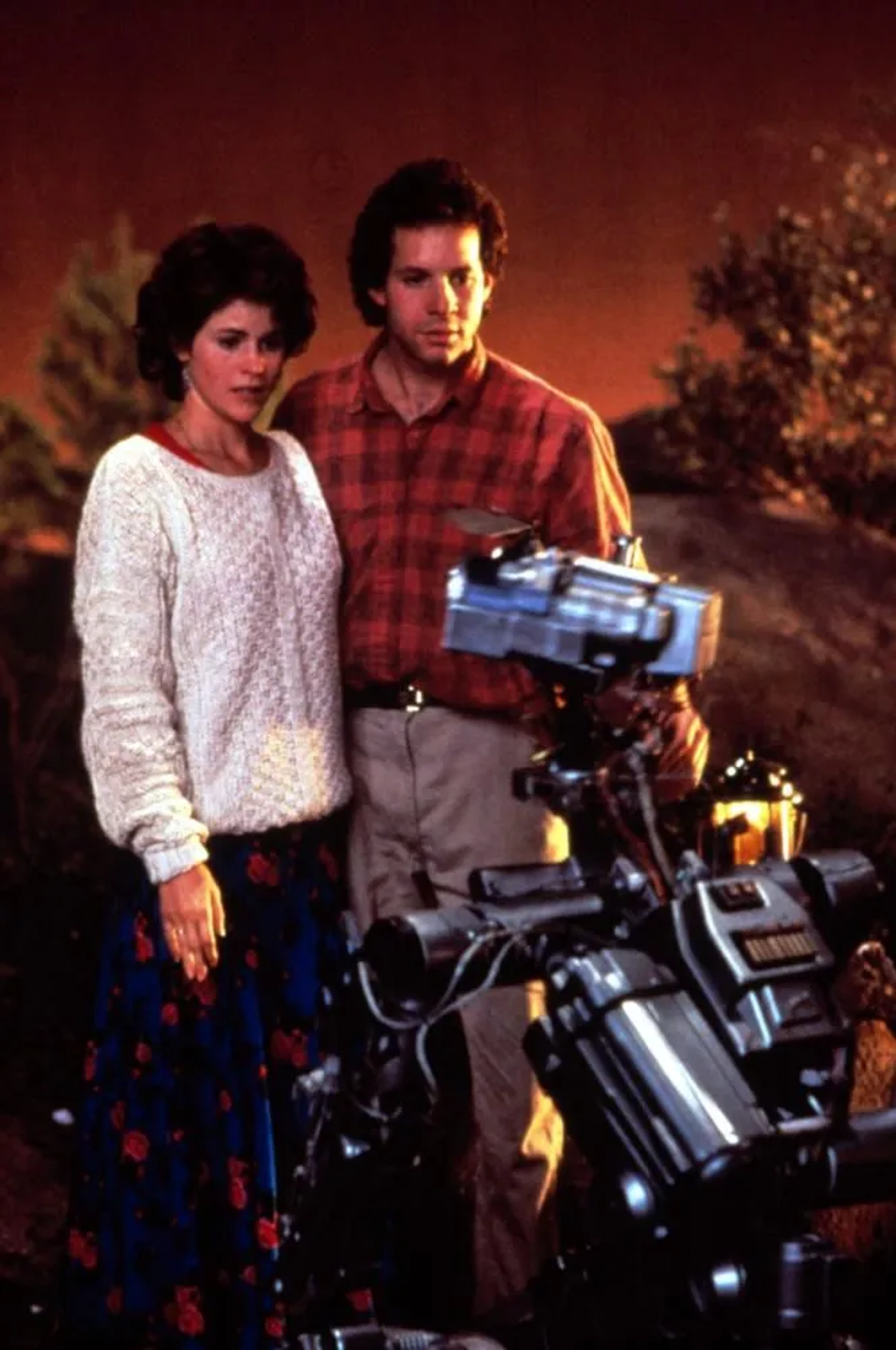 Steve Guttenberg, Ally Sheedy, and Tim Blaney in Short Circuit (1986)