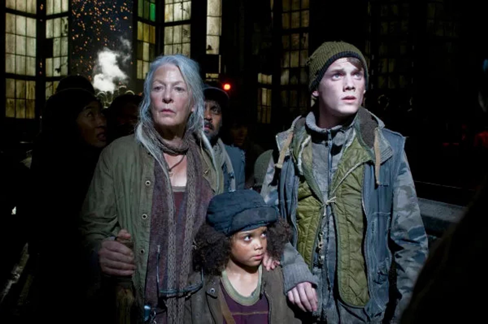 Jane Alexander, Anton Yelchin, and Jadagrace in Terminator Salvation (2009)