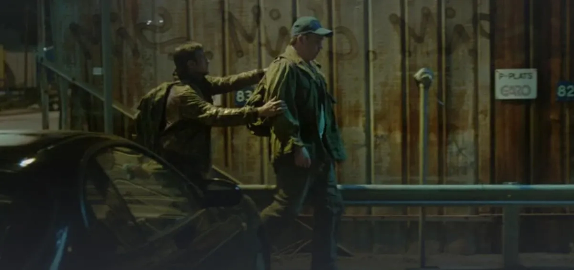 Andreas Wilson and Christopher Wagelin in Äkta människor (2012)