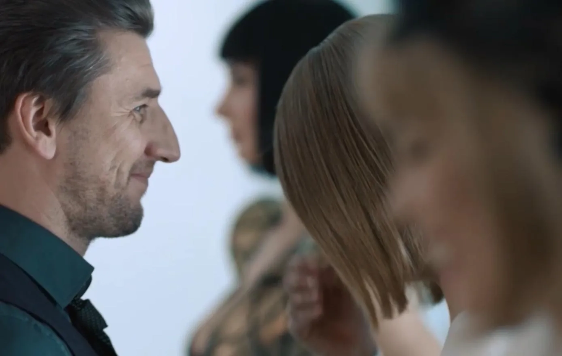Aleksandr Ustyugov and Paulina Andreeva in Better Than Us (2018)
