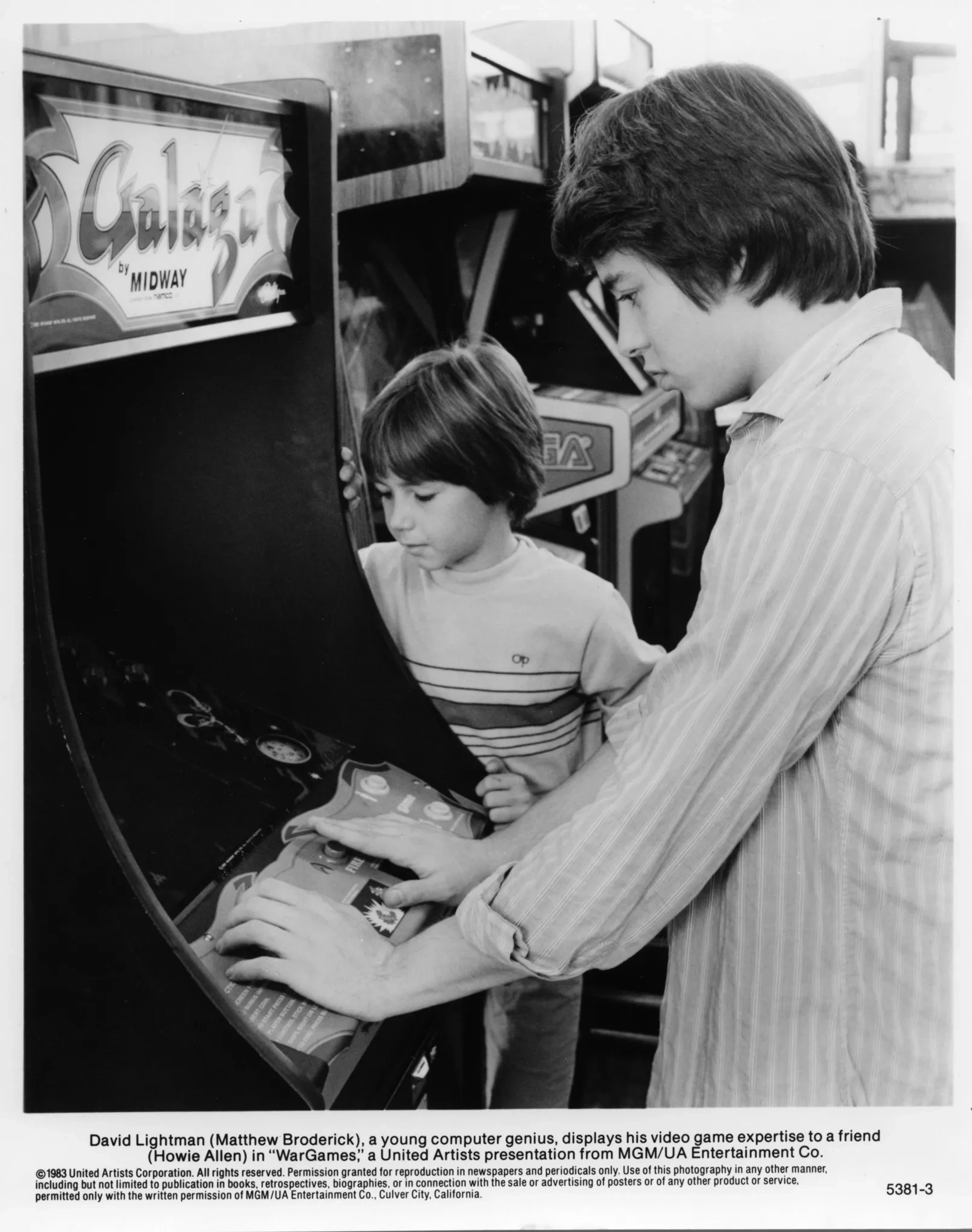 Matthew Broderick and Howie Allen in WarGames (1983)