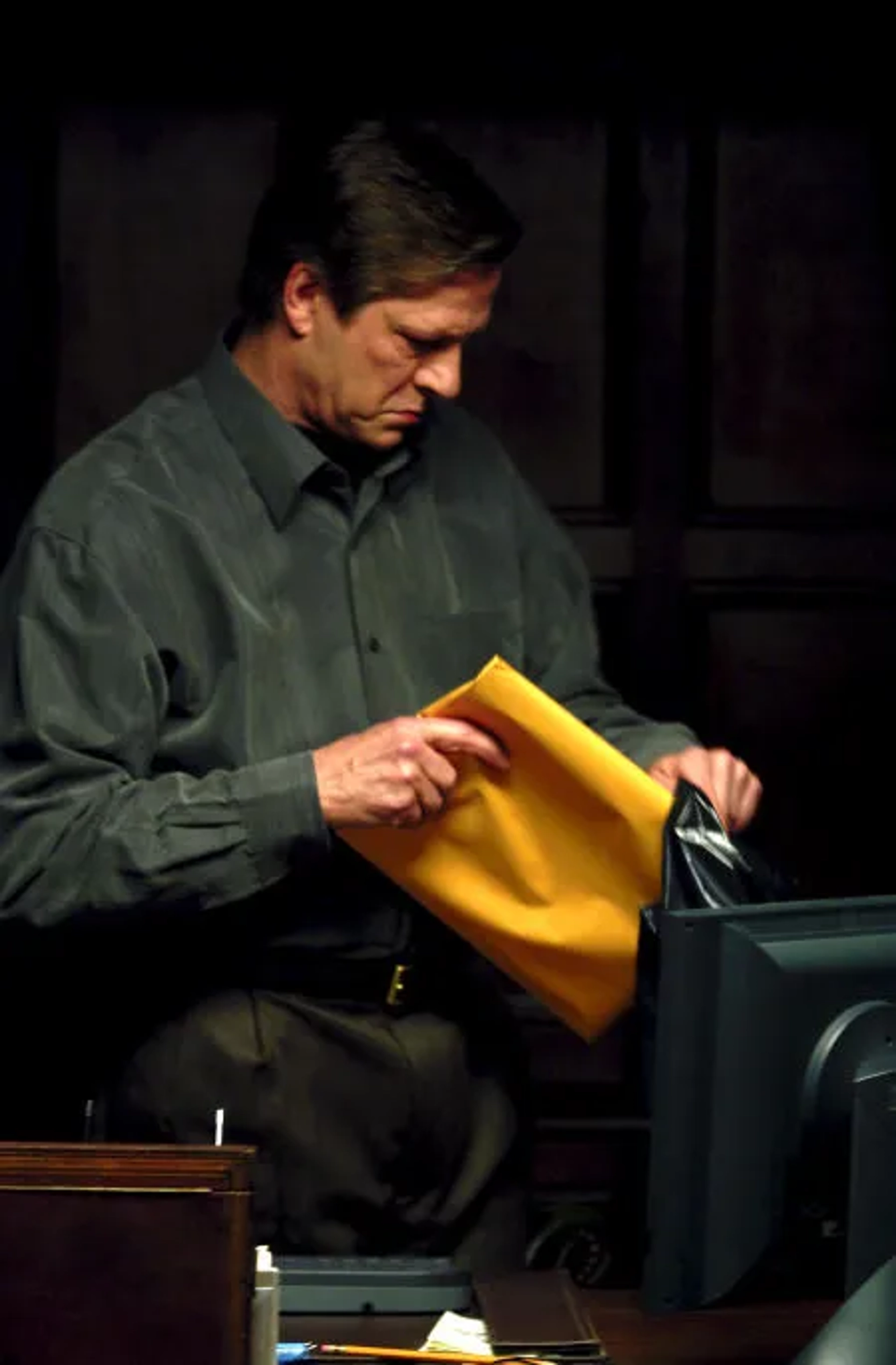 Chris Cooper in Breach (2007)