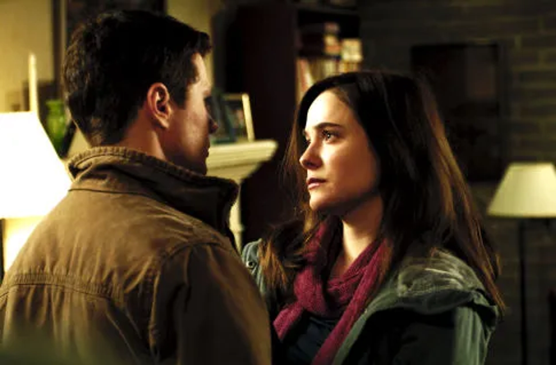 Ryan Phillippe and Caroline Dhavernas in Breach (2007)