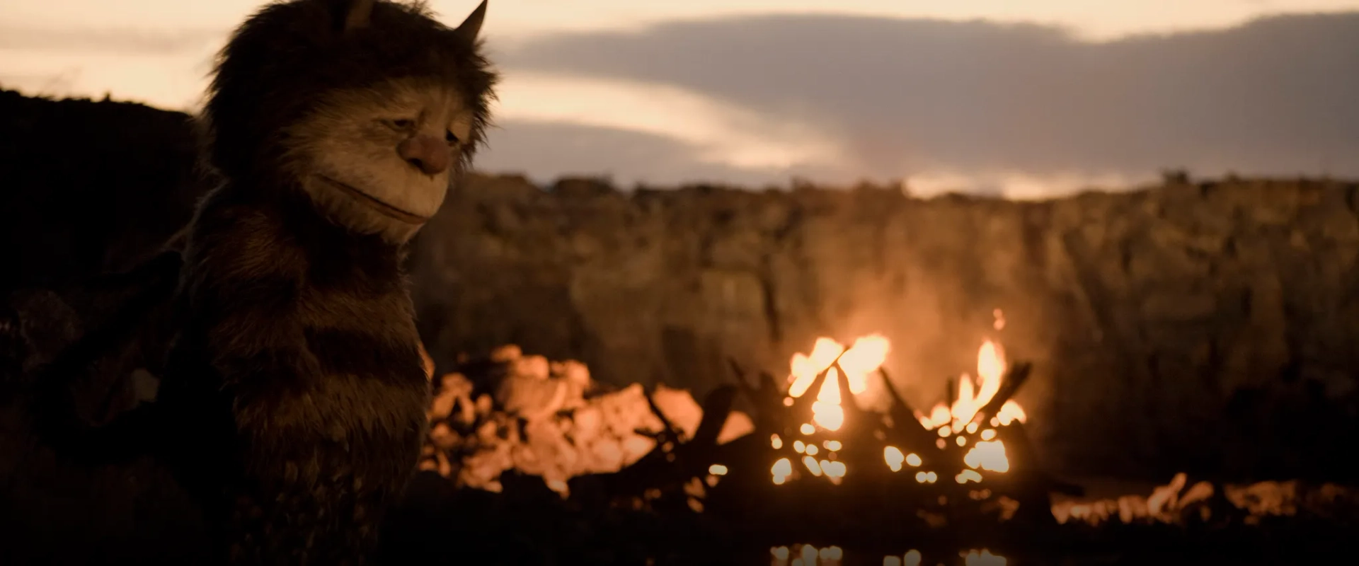 James Gandolfini and Vincent Crowley in Where the Wild Things Are (2009)