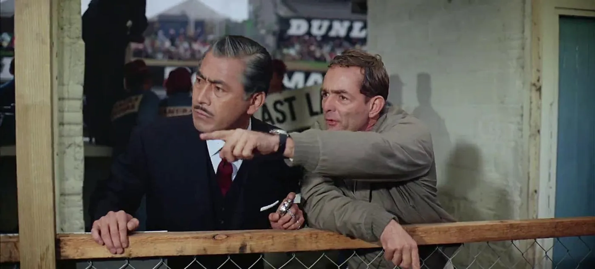 Toshirô Mifune and Phil Hill in Grand Prix (1966)