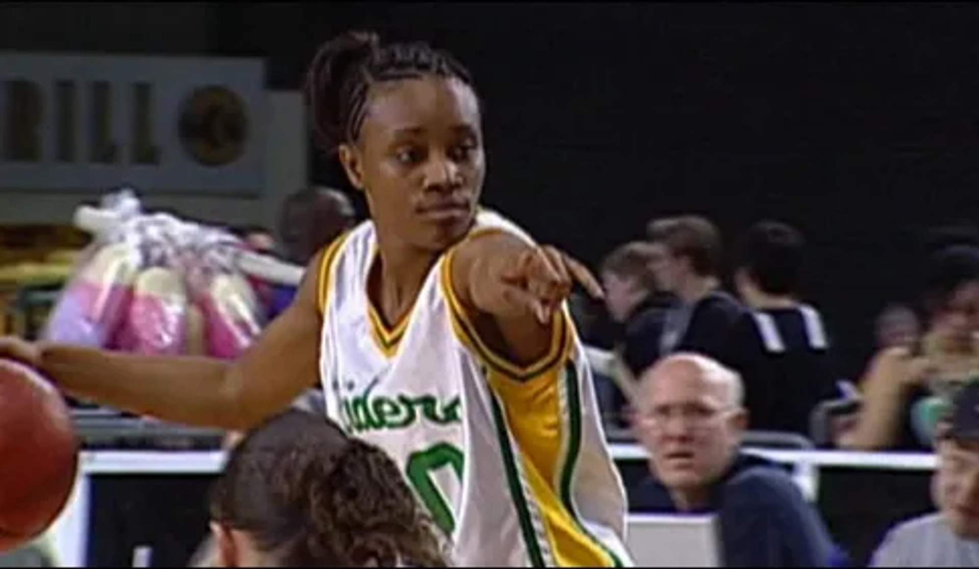 Darnellia Russell in The Heart of the Game (2005)