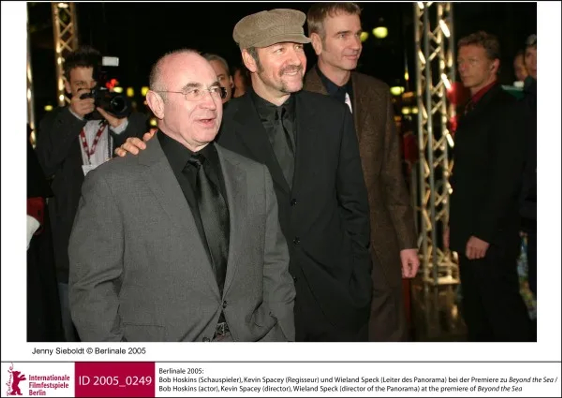 Kevin Spacey and Bob Hoskins at an event for Beyond the Sea (2004)