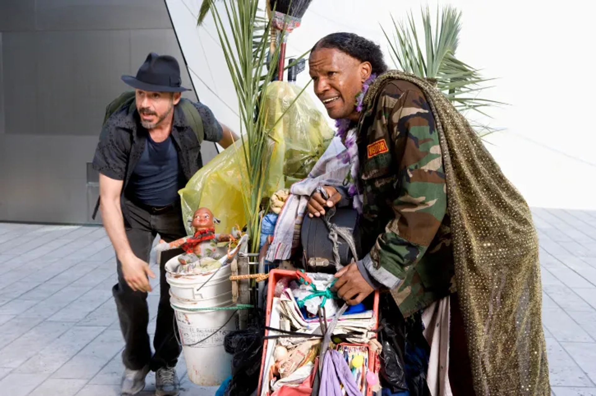 Robert Downey Jr. and Jamie Foxx in The Soloist (2009)