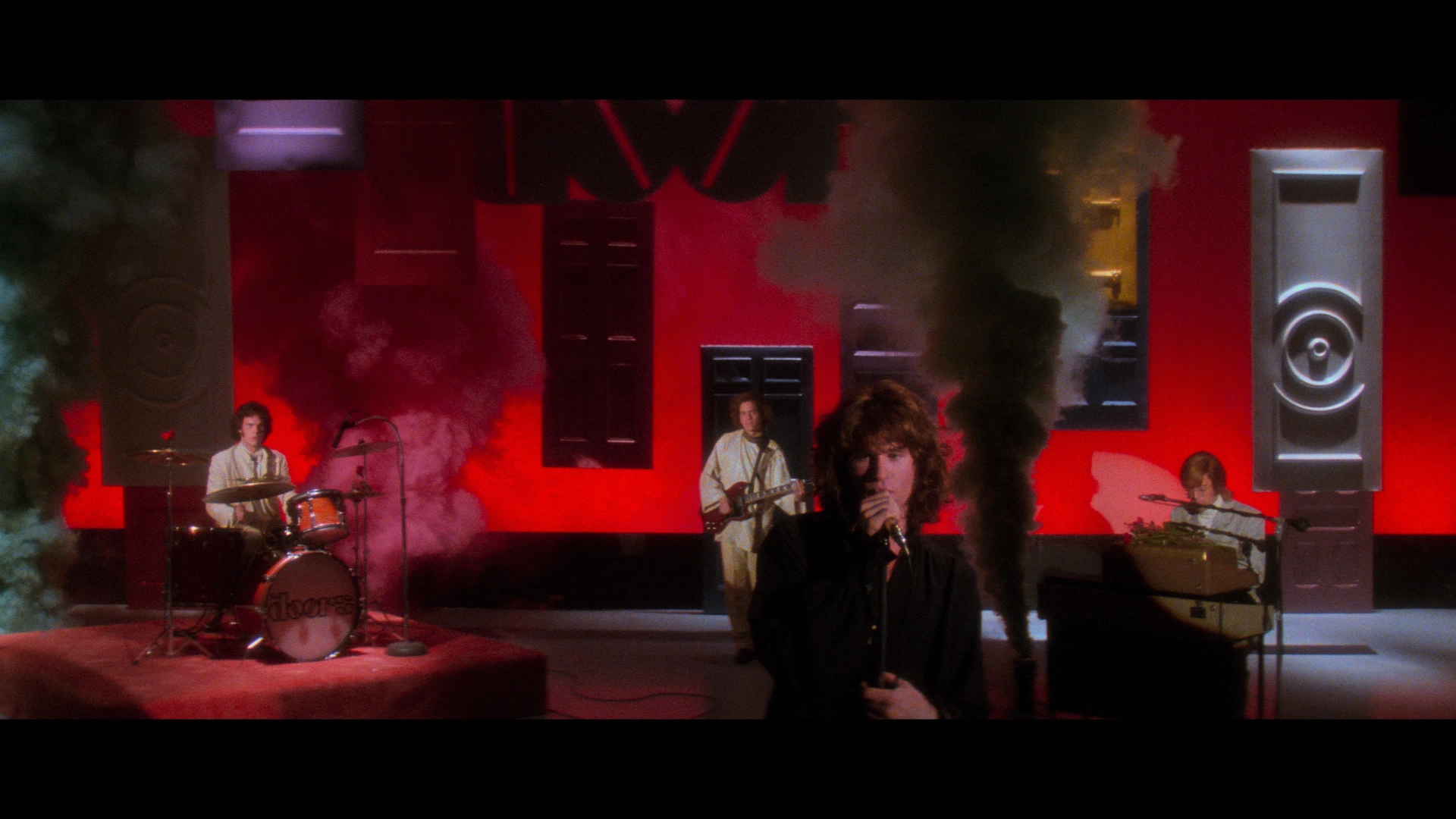 Val Kilmer, Kevin Dillon, Kyle MacLachlan, and Frank Whaley in The Doors (1991)