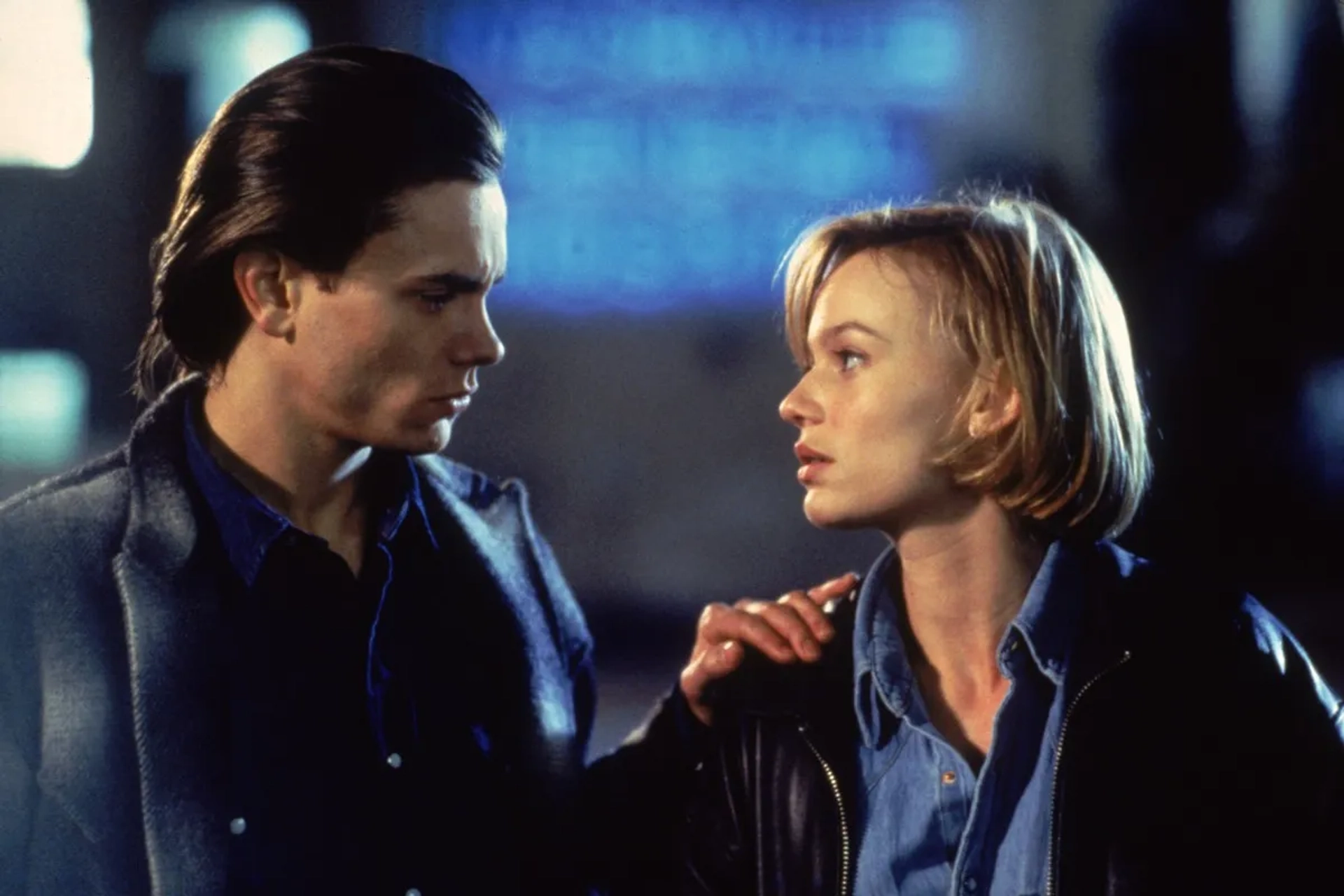 River Phoenix and Samantha Mathis in The Thing Called Love (1993)
