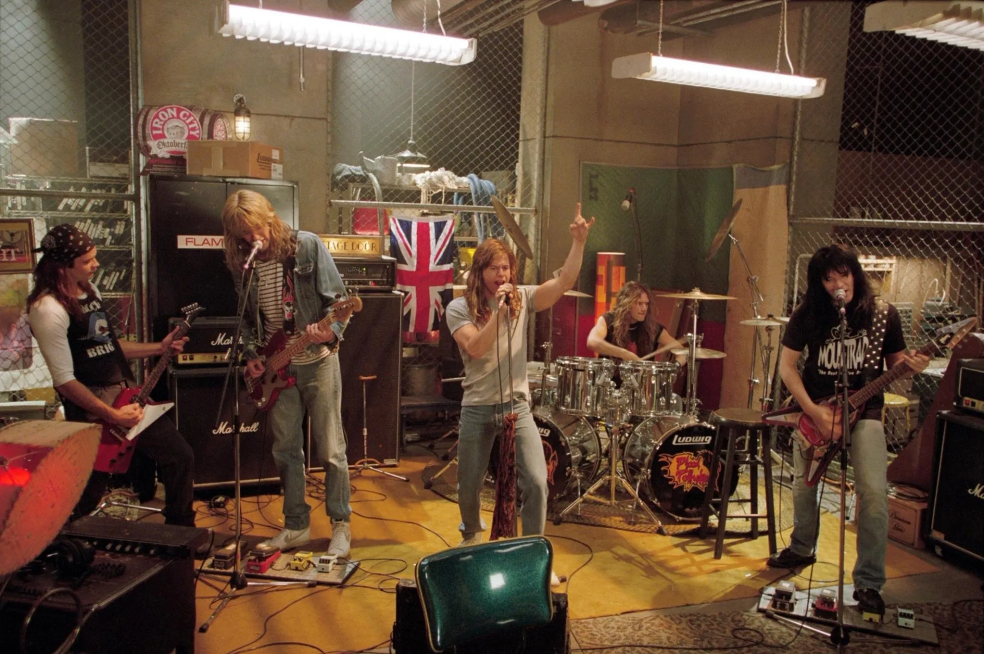Mark Wahlberg, Nick Catanese, Blas Elias, Timothy Olyphant, and Brian Vander Ark in Rock Star (2001)
