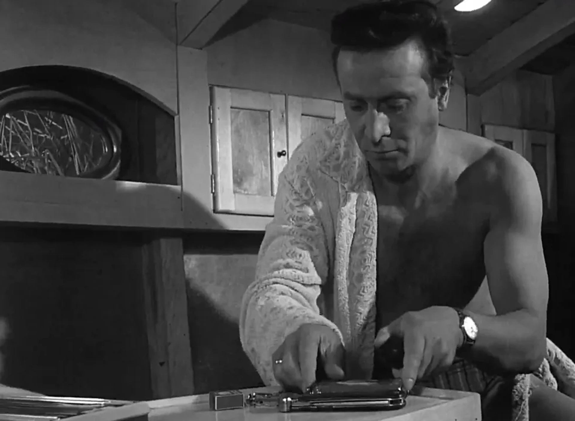 Leon Niemczyk in Knife in the Water (1962)