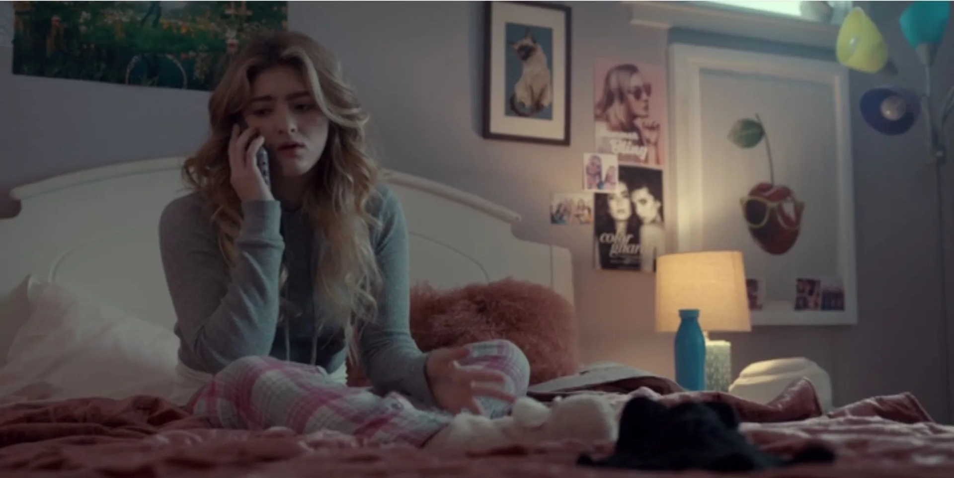 Willow Shields in Spinning Out (2020)