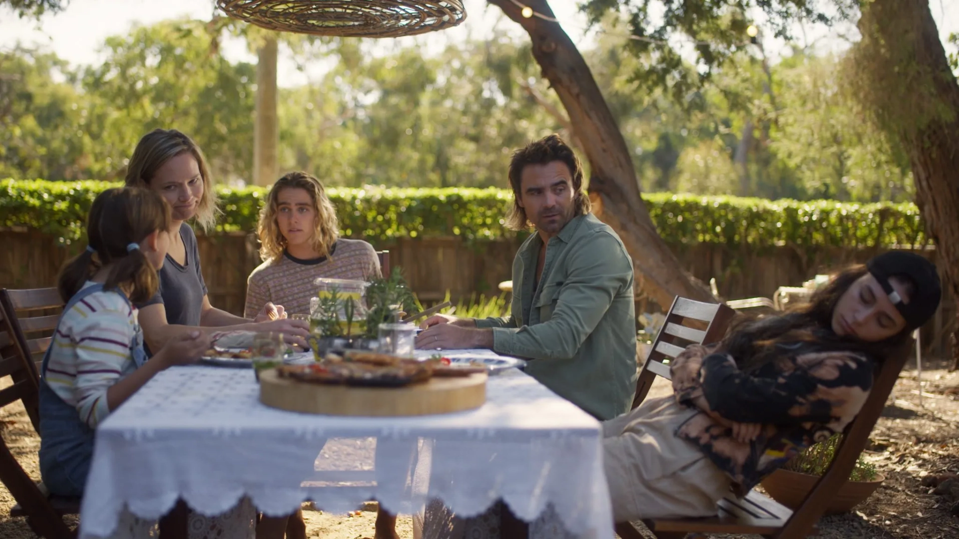 Asmara Feik, Adrienne Pickering, Dustin Clare, Kai Lewins, and Sky Katz in Surviving Summer (2022)
