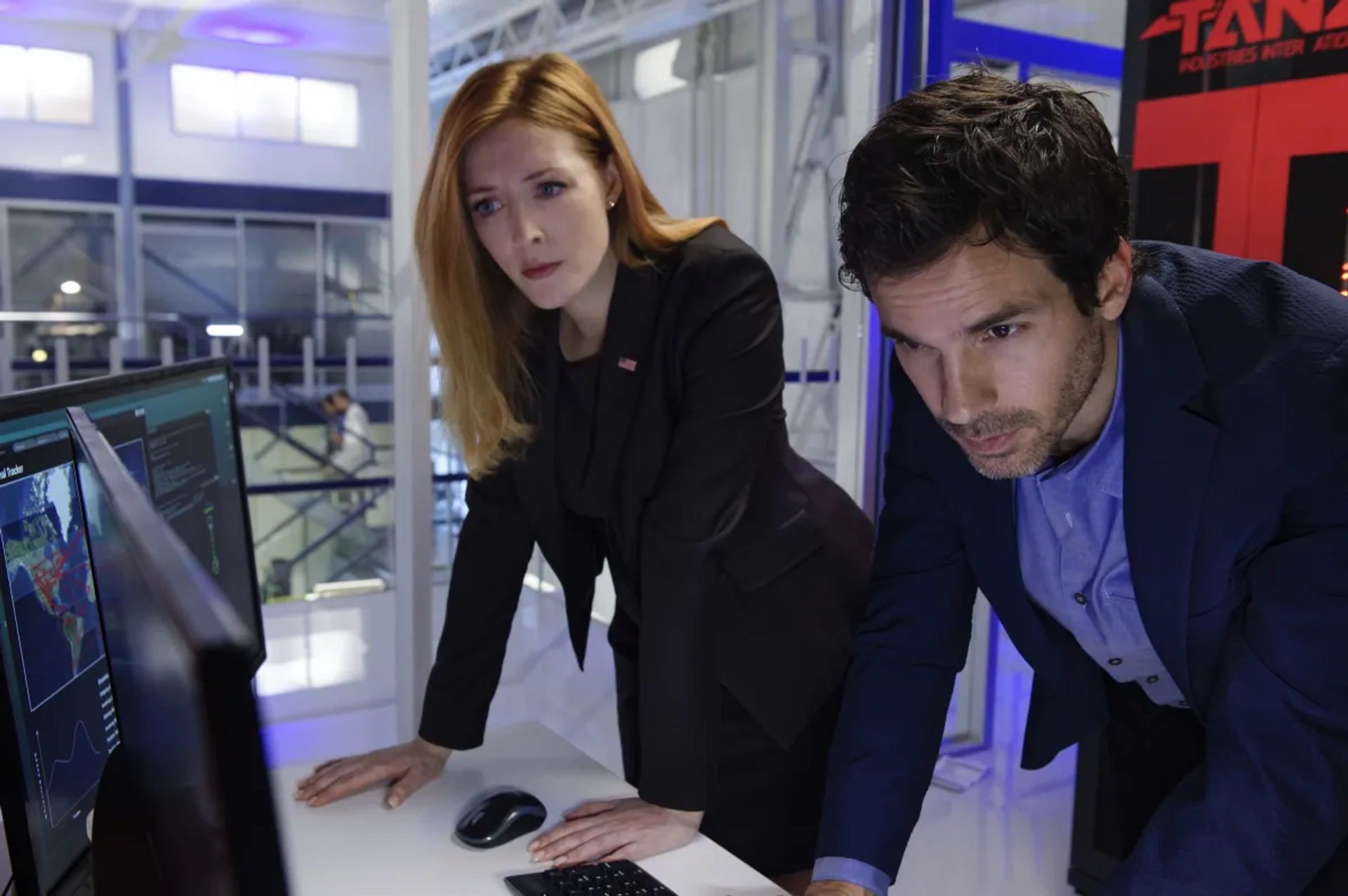 Jennifer Finnigan and Santiago Cabrera in Salvation (2017)
