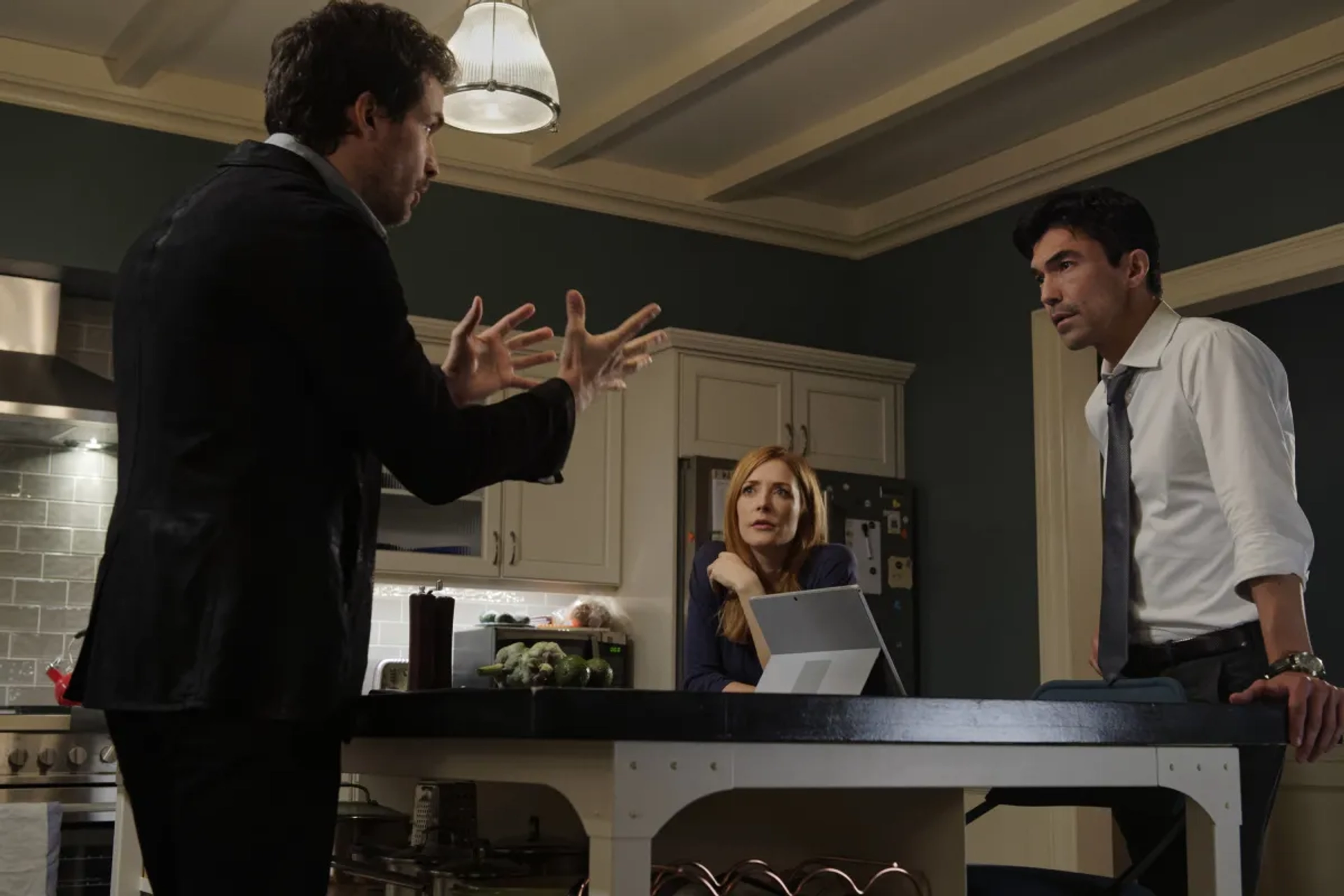 Jennifer Finnigan, Santiago Cabrera, and Ian Anthony Dale in Salvation (2017)