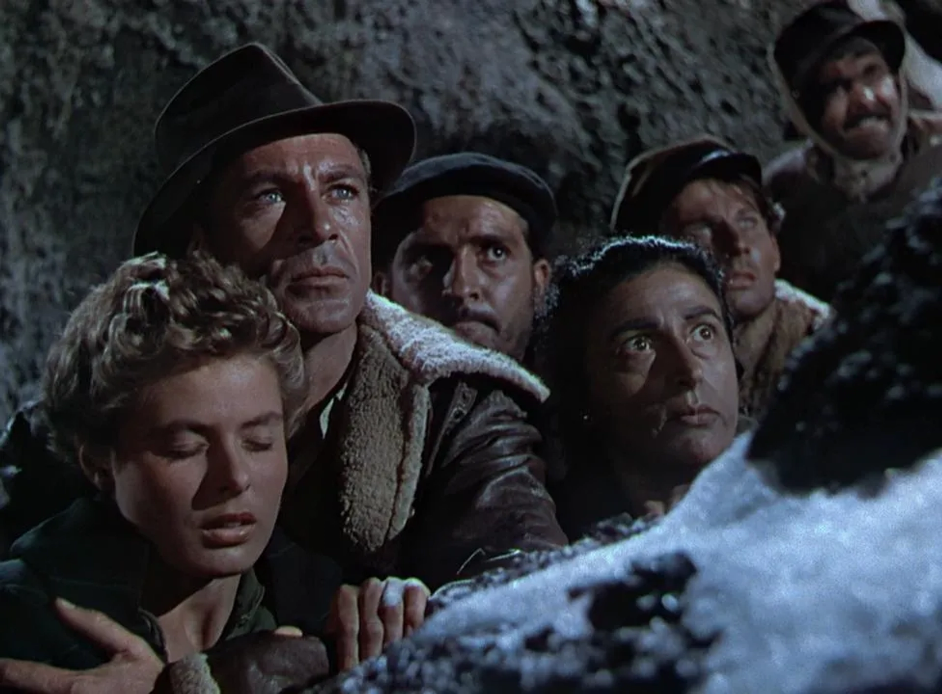 Ingrid Bergman, Gary Cooper, Arturo de Córdova, Eric Feldary, Katina Paxinou, and Mikhail Rasumny in For Whom the Bell Tolls (1943)