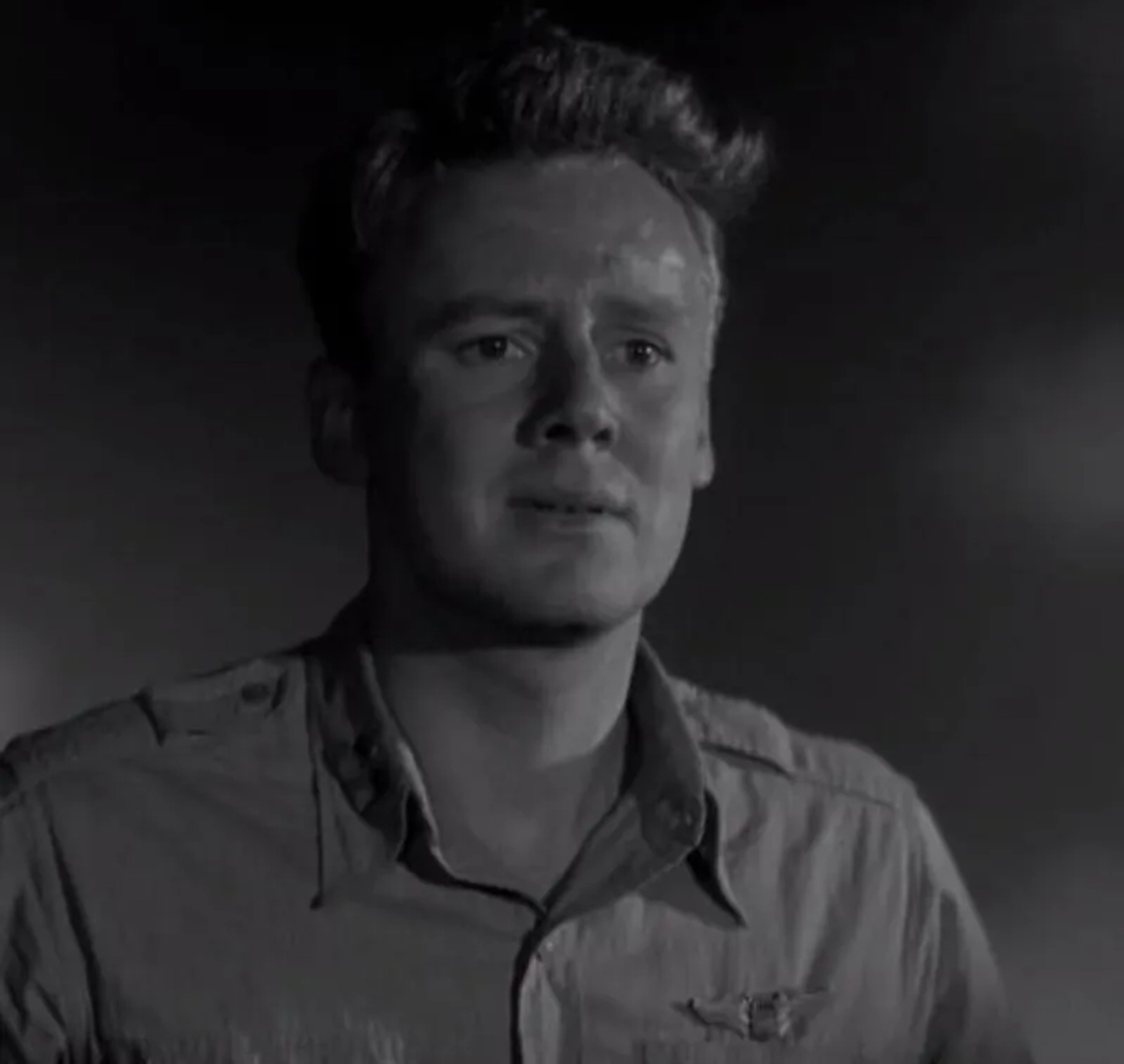 Van Johnson in A Guy Named Joe (1943)