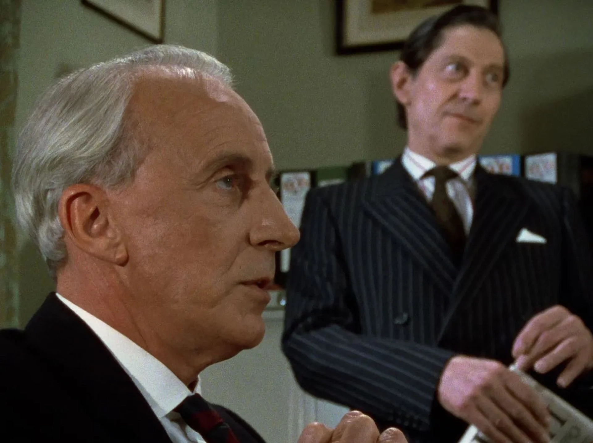 Ian Richardson and Colin Jeavons in House of Cards (1990)