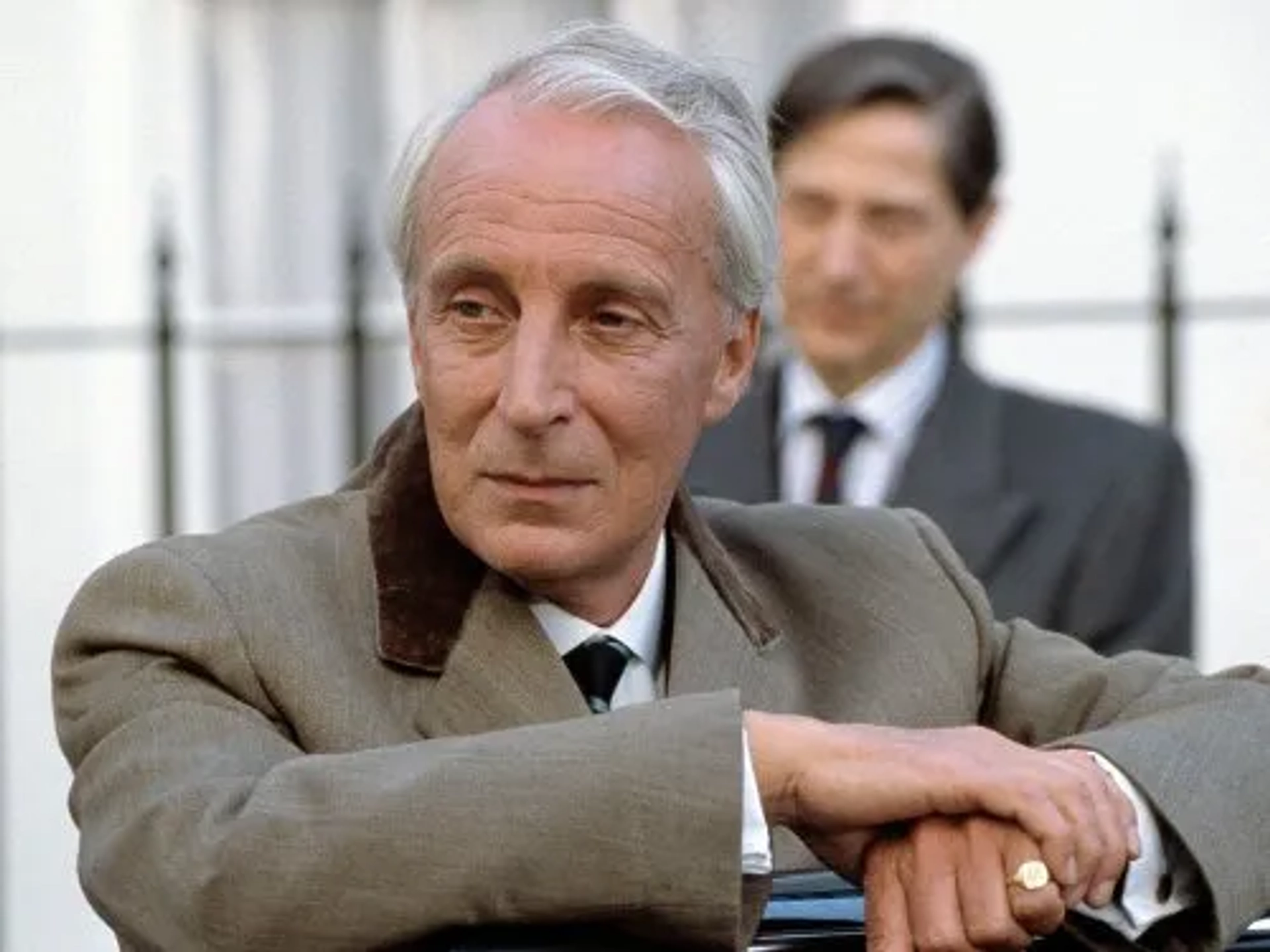 Ian Richardson and Colin Jeavons in House of Cards (1990)